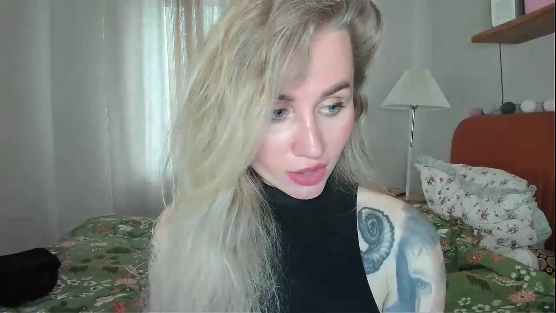Gallery image thumbnail from Alexa_Smithhh's myfreecams stream on, 05/24/2026, 18:04 image 17 of 20