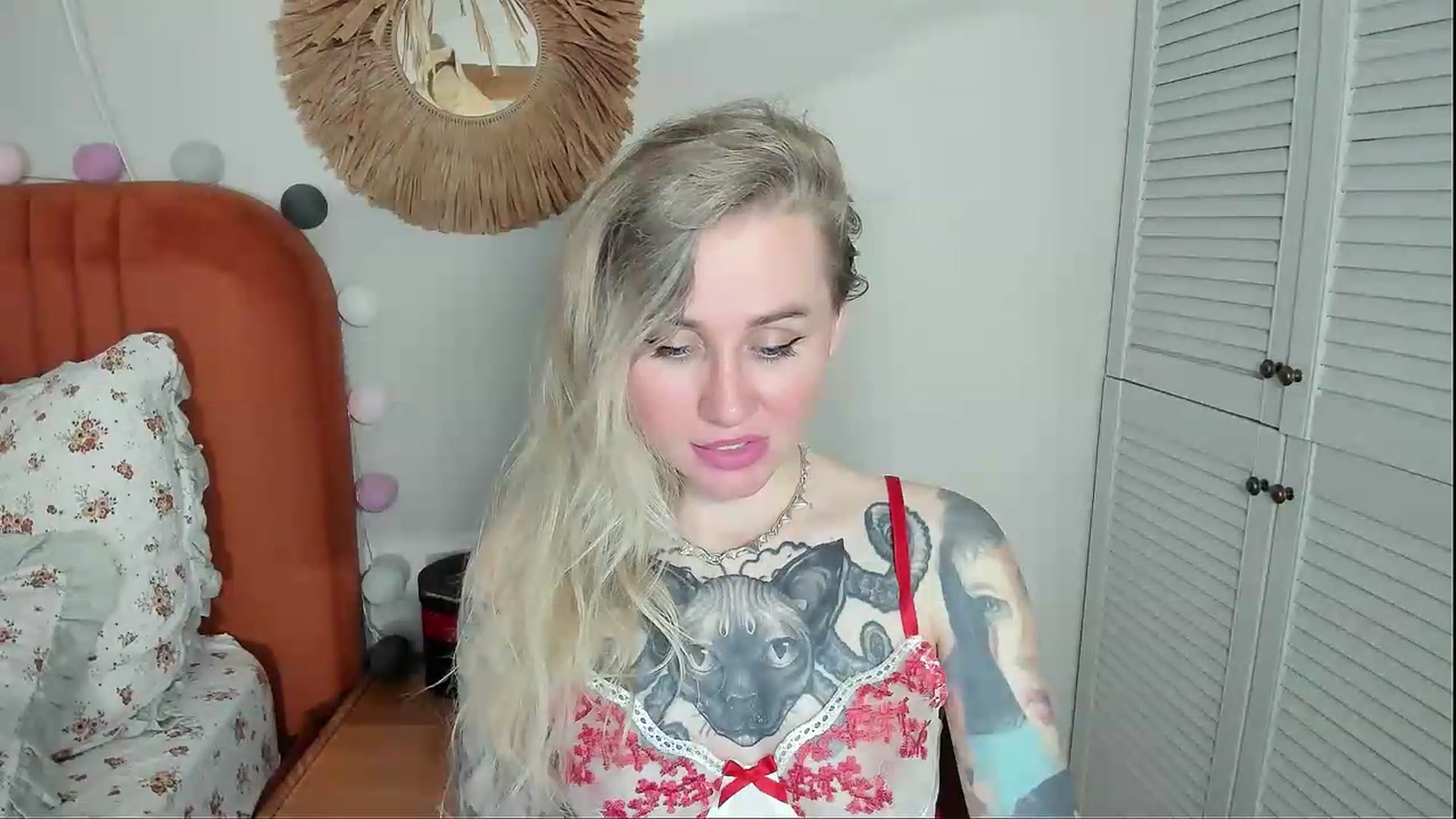 Gallery image thumbnail from Alexa_Smithhh's myfreecams stream on, 05/26/2026, 18:37 image 5 of 20