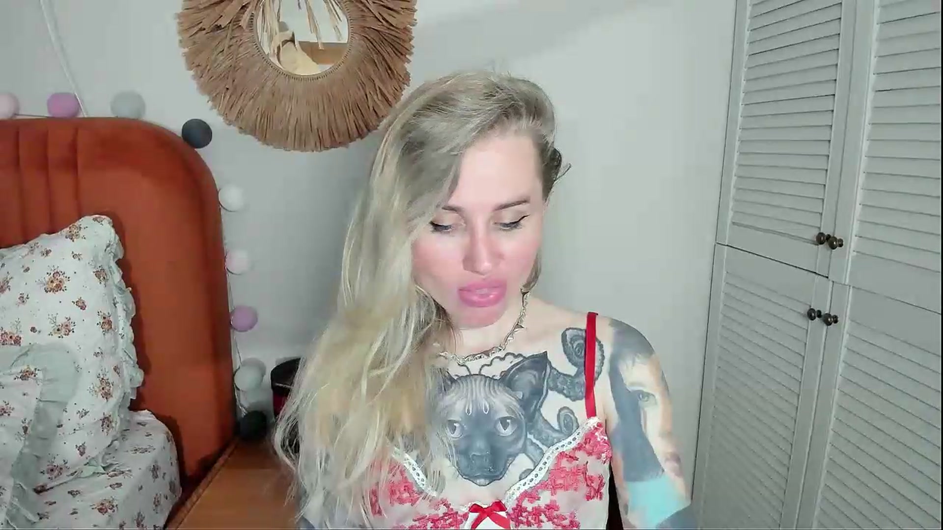Gallery image thumbnail from Alexa_Smithhh's myfreecams stream on, 05/26/2026, 18:37 image 8 of 20
