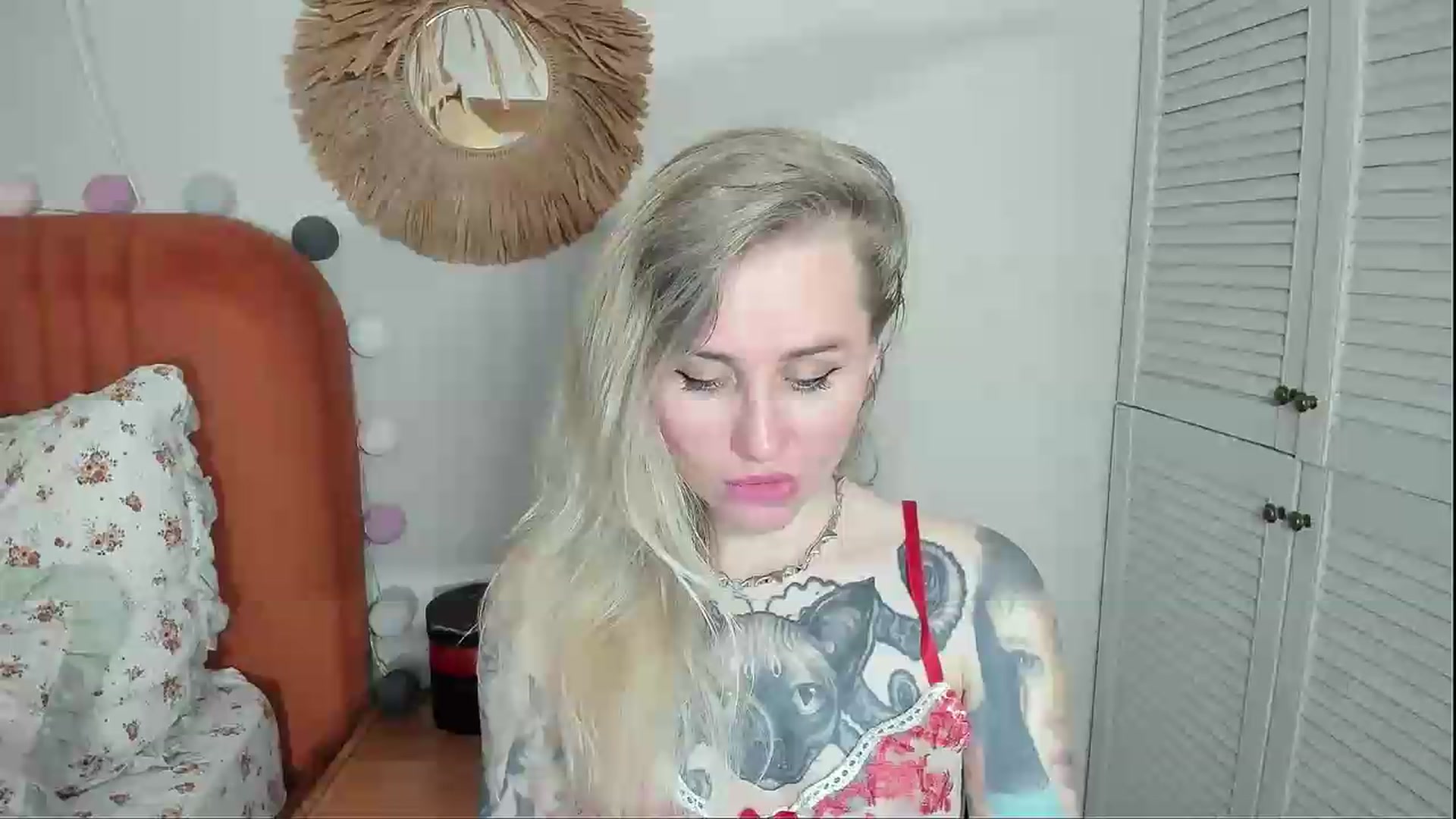 Gallery image thumbnail from Alexa_Smithhh's myfreecams stream on, 05/26/2026, 18:37 image 17 of 20