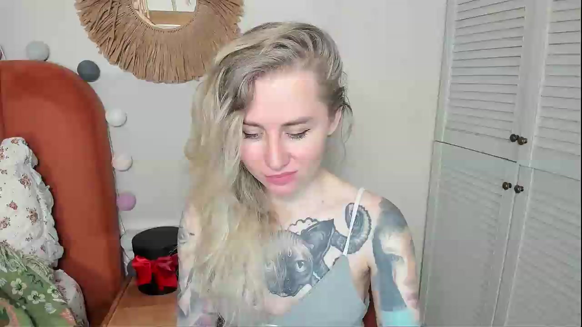 Gallery image thumbnail from Alexa_Smithhh's myfreecams stream on, 05/28/2026, 18:58 image 1 of 20