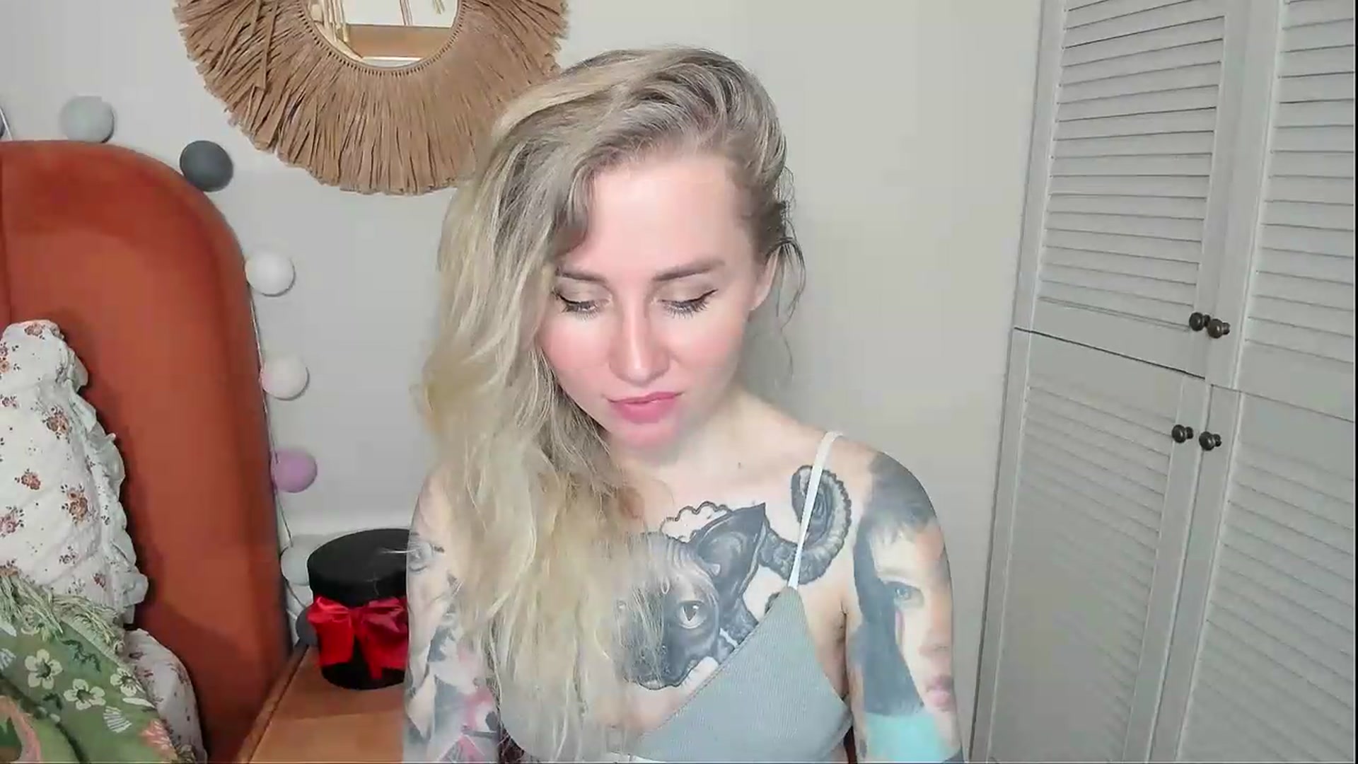 Gallery image thumbnail from Alexa_Smithhh's myfreecams stream on, 05/28/2026, 18:58 image 2 of 20