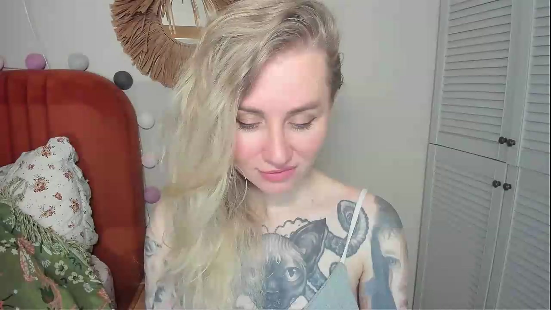 Gallery image thumbnail from Alexa_Smithhh's myfreecams stream on, 05/28/2026, 18:58 image 18 of 20