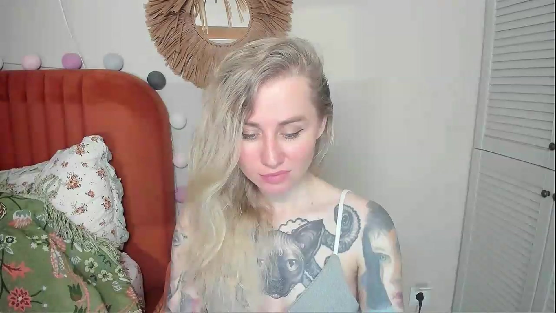 Gallery image thumbnail from Alexa_Smithhh's myfreecams stream on, 05/28/2026, 20:08 image 19 of 20