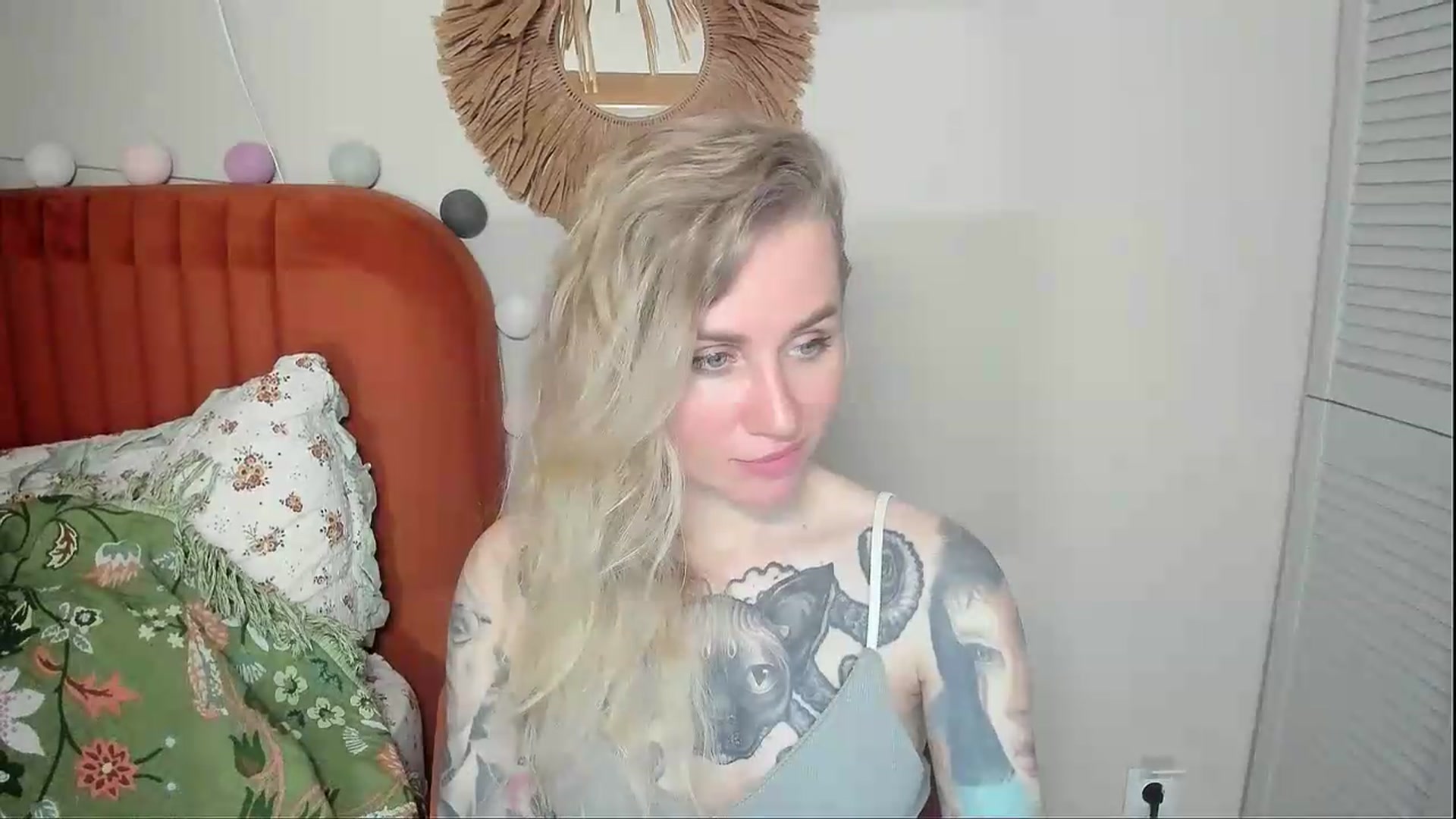 Gallery image thumbnail from Alexa_Smithhh's myfreecams stream on, 05/28/2026, 20:08 image 2 of 20