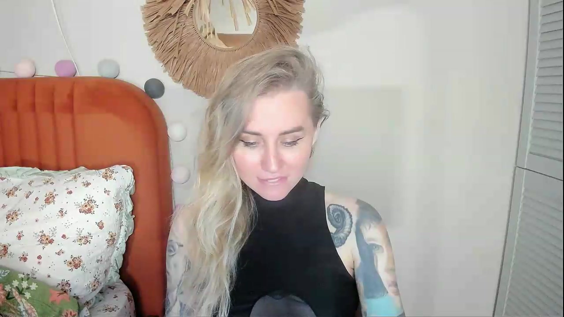 Gallery image thumbnail from Alexa_Smithhh's myfreecams stream on, 05/30/2026, 21:24 image 11 of 20
