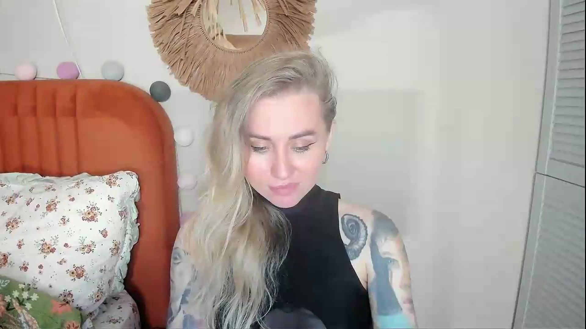 Gallery image thumbnail from Alexa_Smithhh's myfreecams stream on, 05/30/2026, 21:24 image 15 of 20