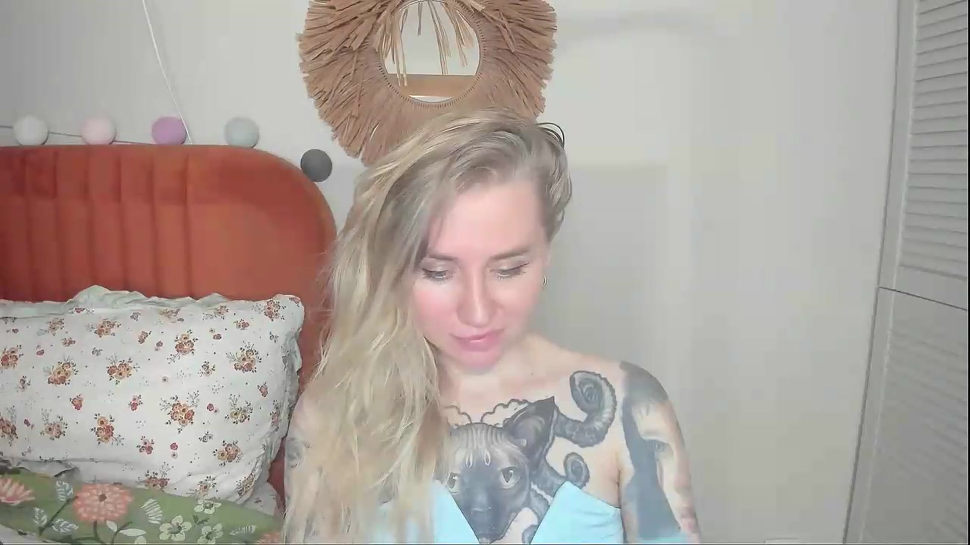 Gallery image thumbnail from Alexa_Smithhh's myfreecams stream on, 05/31/2026, 20:59 image 14 of 20