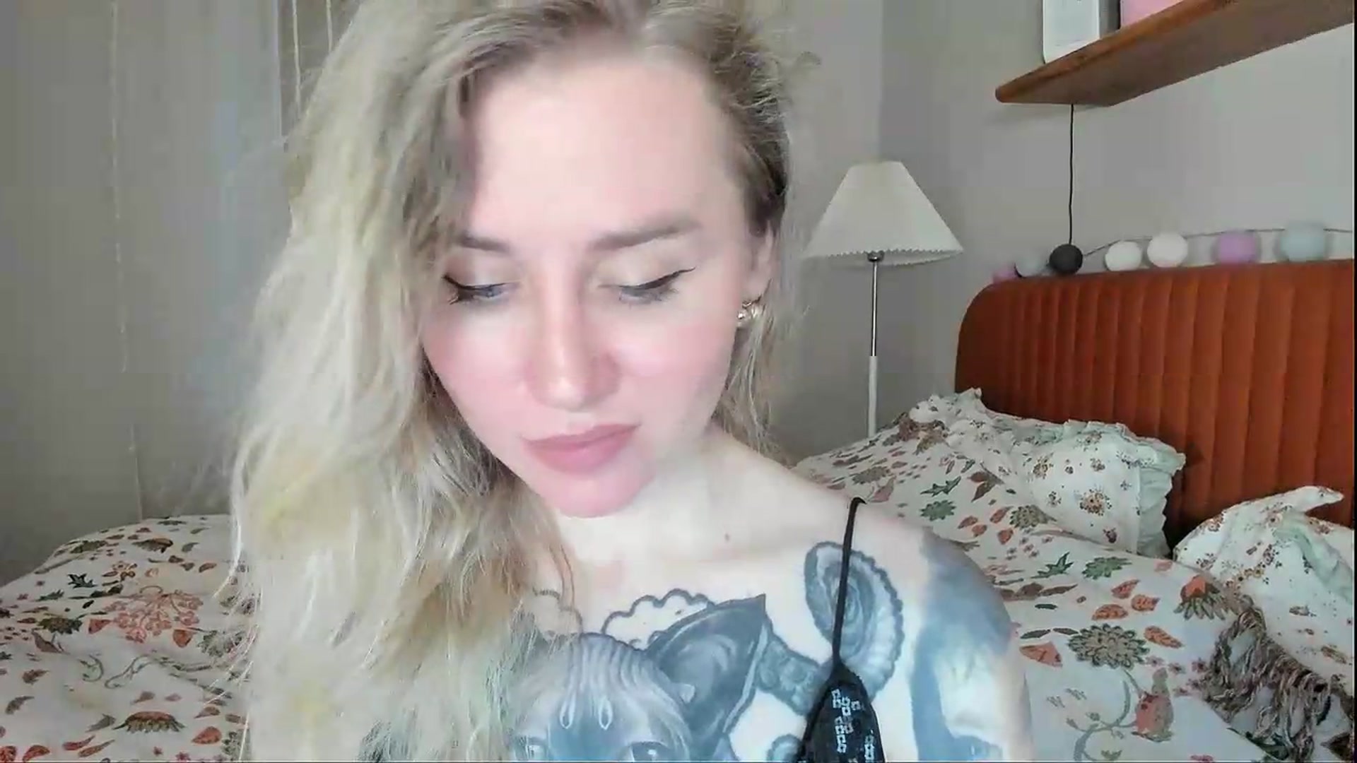 Gallery image thumbnail from Alexa_Smithhh's myfreecams stream on, 06/03/2026, 19:53 image 3 of 20