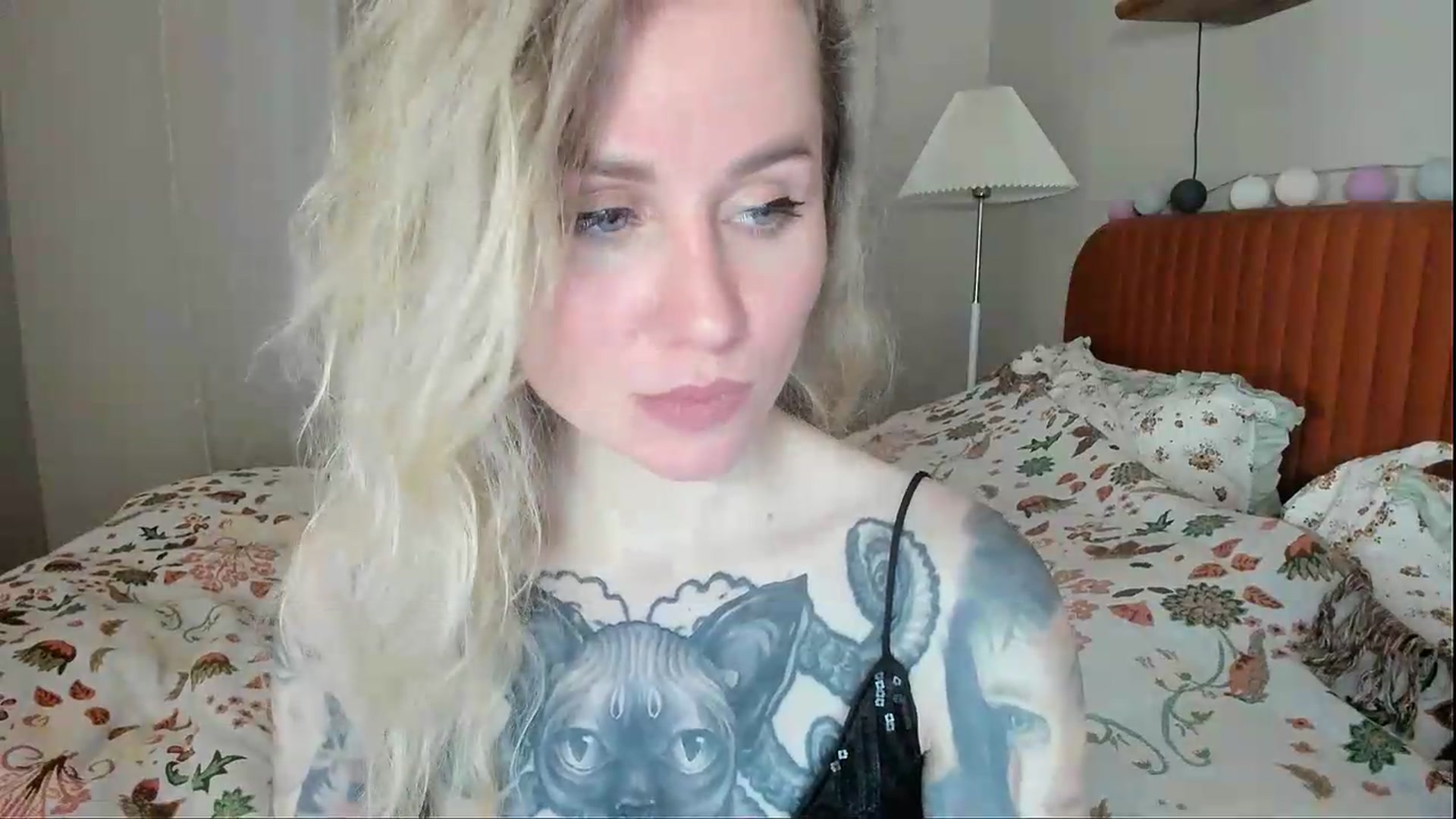 Gallery image thumbnail from Alexa_Smithhh's myfreecams stream on, 06/03/2026, 19:53 image 8 of 20