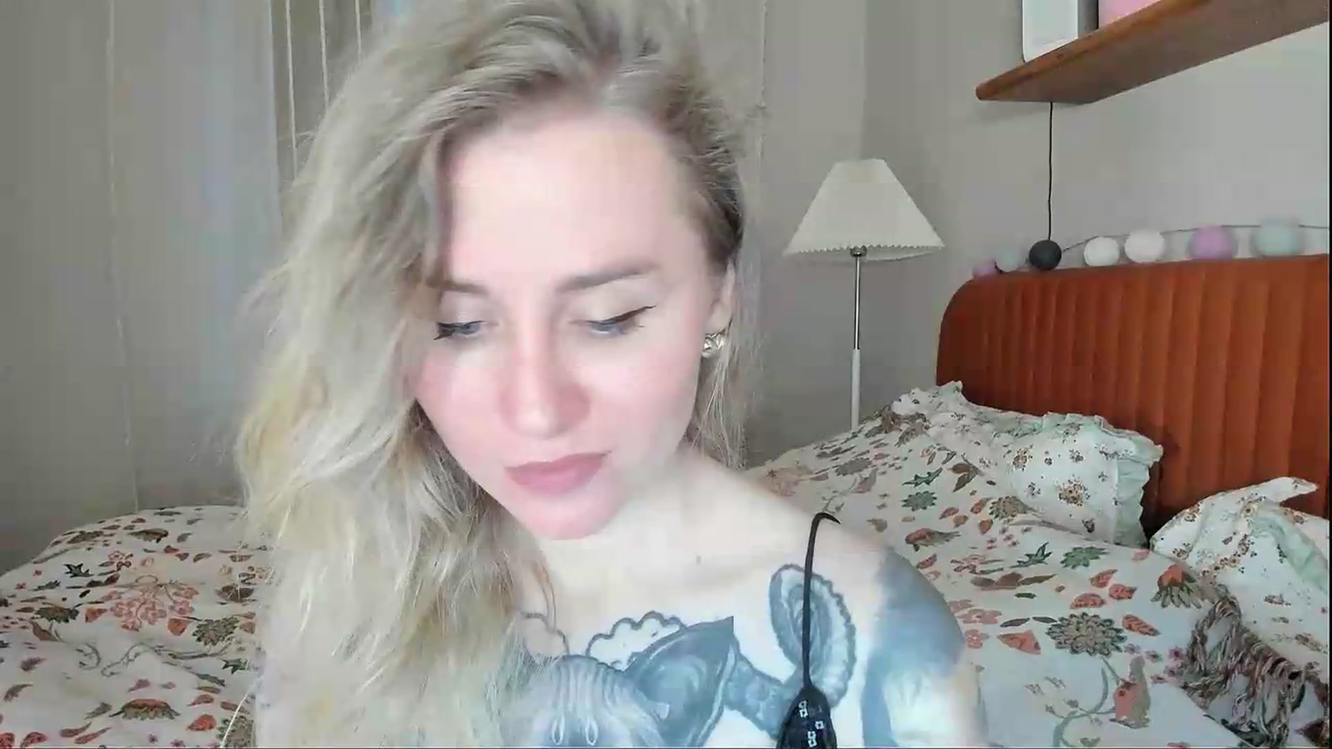 Gallery image thumbnail from Alexa_Smithhh's myfreecams stream on, 06/03/2026, 19:53 image 2 of 20