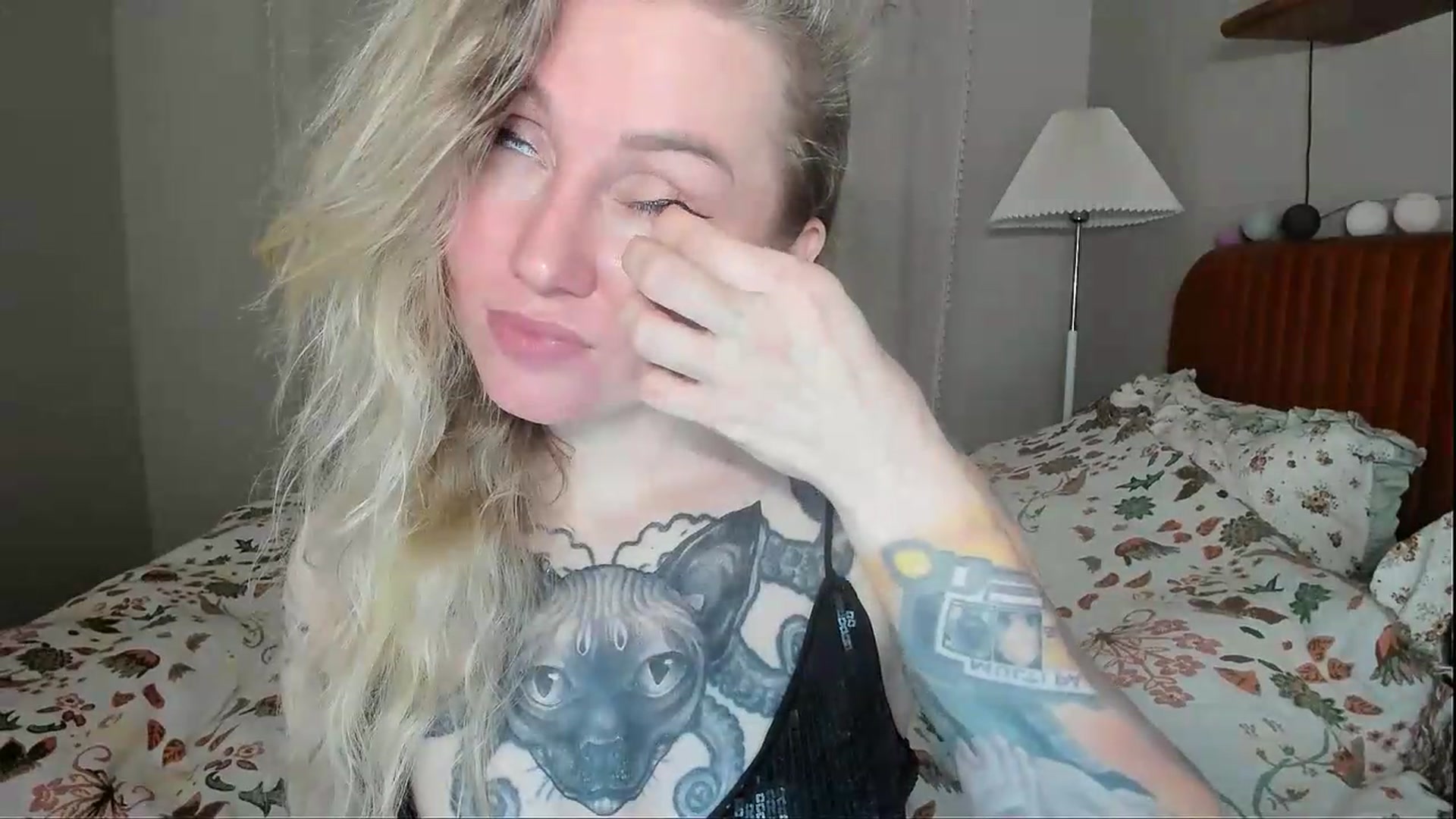 Gallery image thumbnail from Alexa_Smithhh's myfreecams stream on, 06/03/2026, 21:47 image 2 of 20