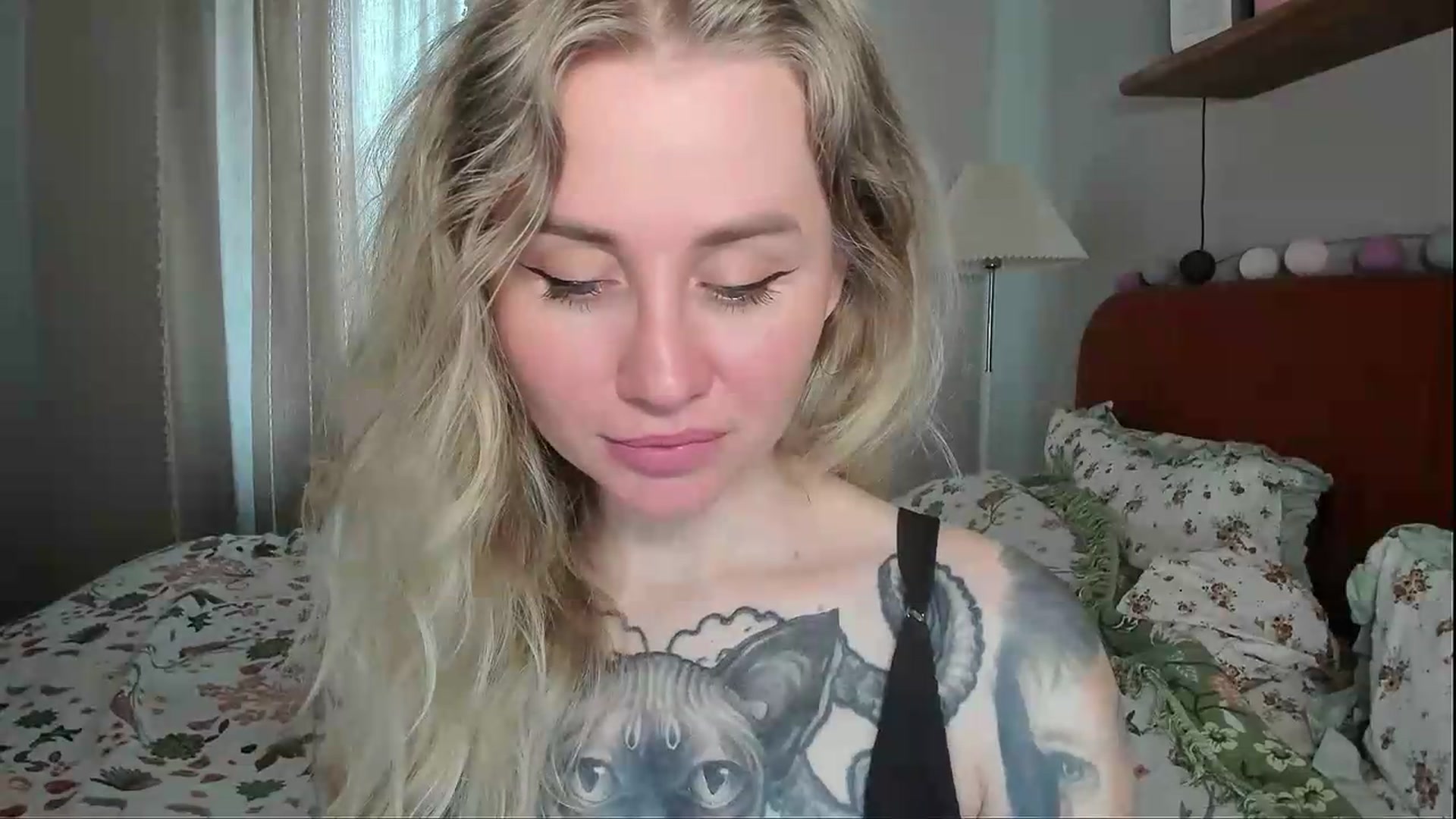 Gallery image thumbnail from Alexa_Smithhh's myfreecams stream on, 06/05/2026, 18:19 image 2 of 20