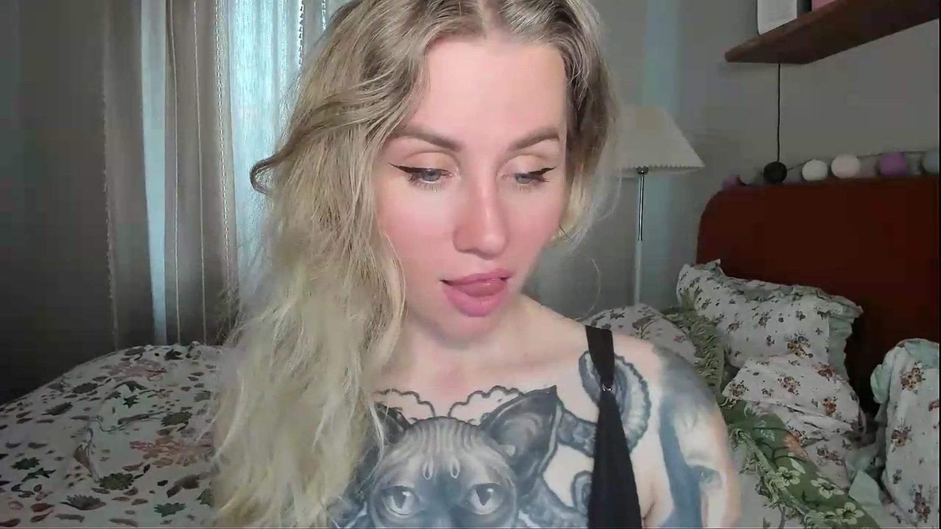 Gallery image thumbnail from Alexa_Smithhh's myfreecams stream on, 06/05/2026, 18:19 image 11 of 20