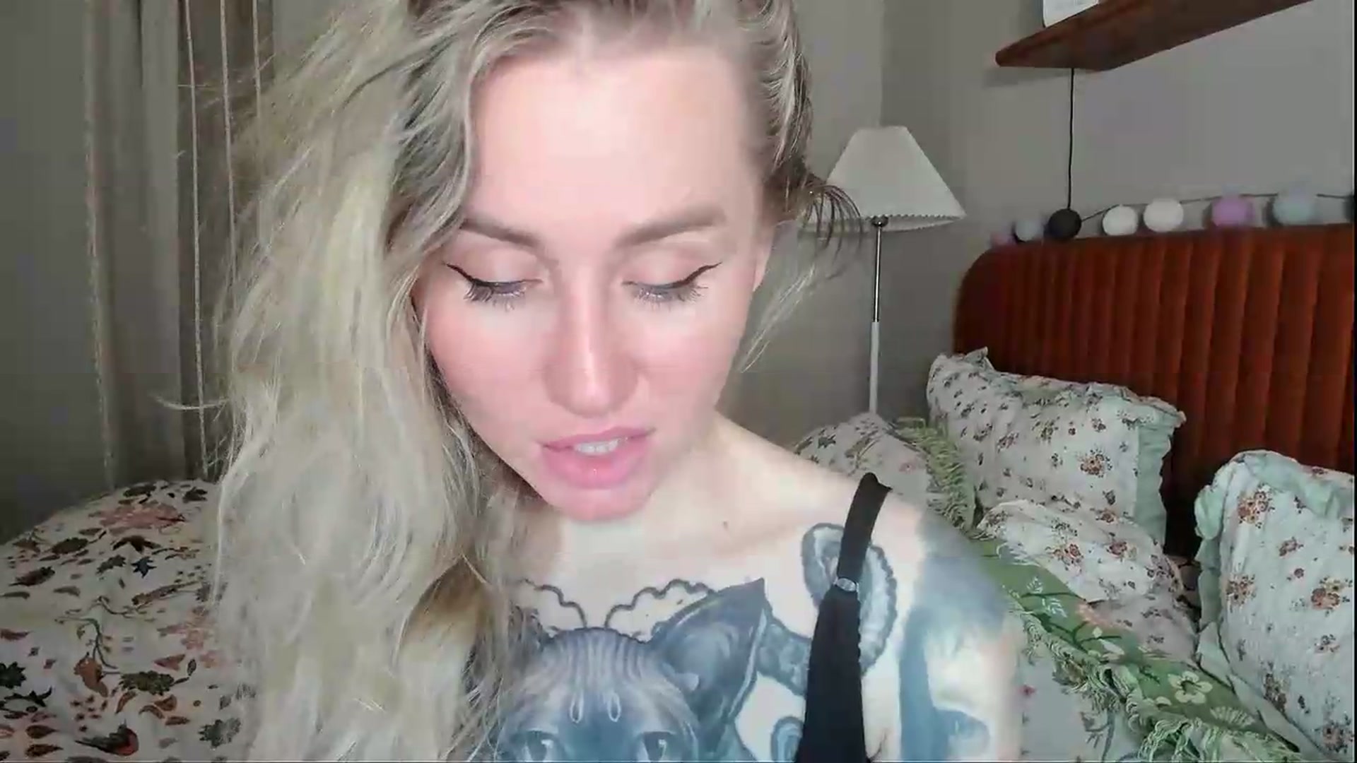 Gallery image thumbnail from Alexa_Smithhh's myfreecams stream on, 06/05/2026, 20:41 image 16 of 20