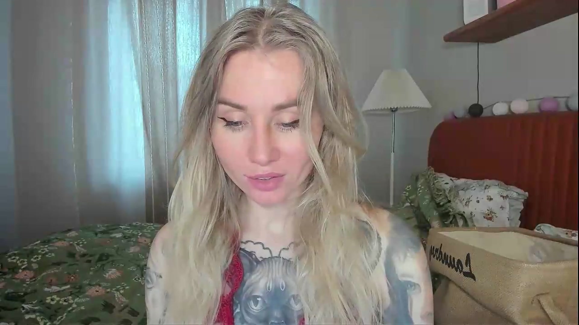Gallery image thumbnail from Alexa_Smithhh's myfreecams stream on, 06/09/2026, 18:39 image 17 of 20