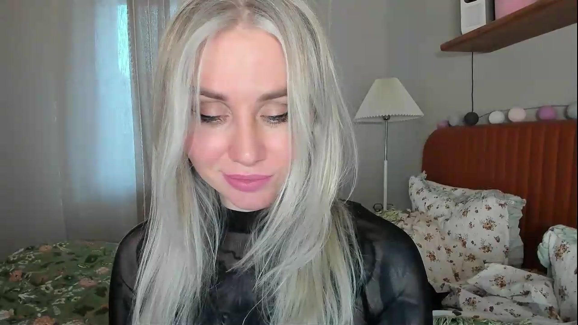 Gallery image thumbnail from Alexa_Smithhh's myfreecams stream on, 06/11/2026, 19:06 image 17 of 20