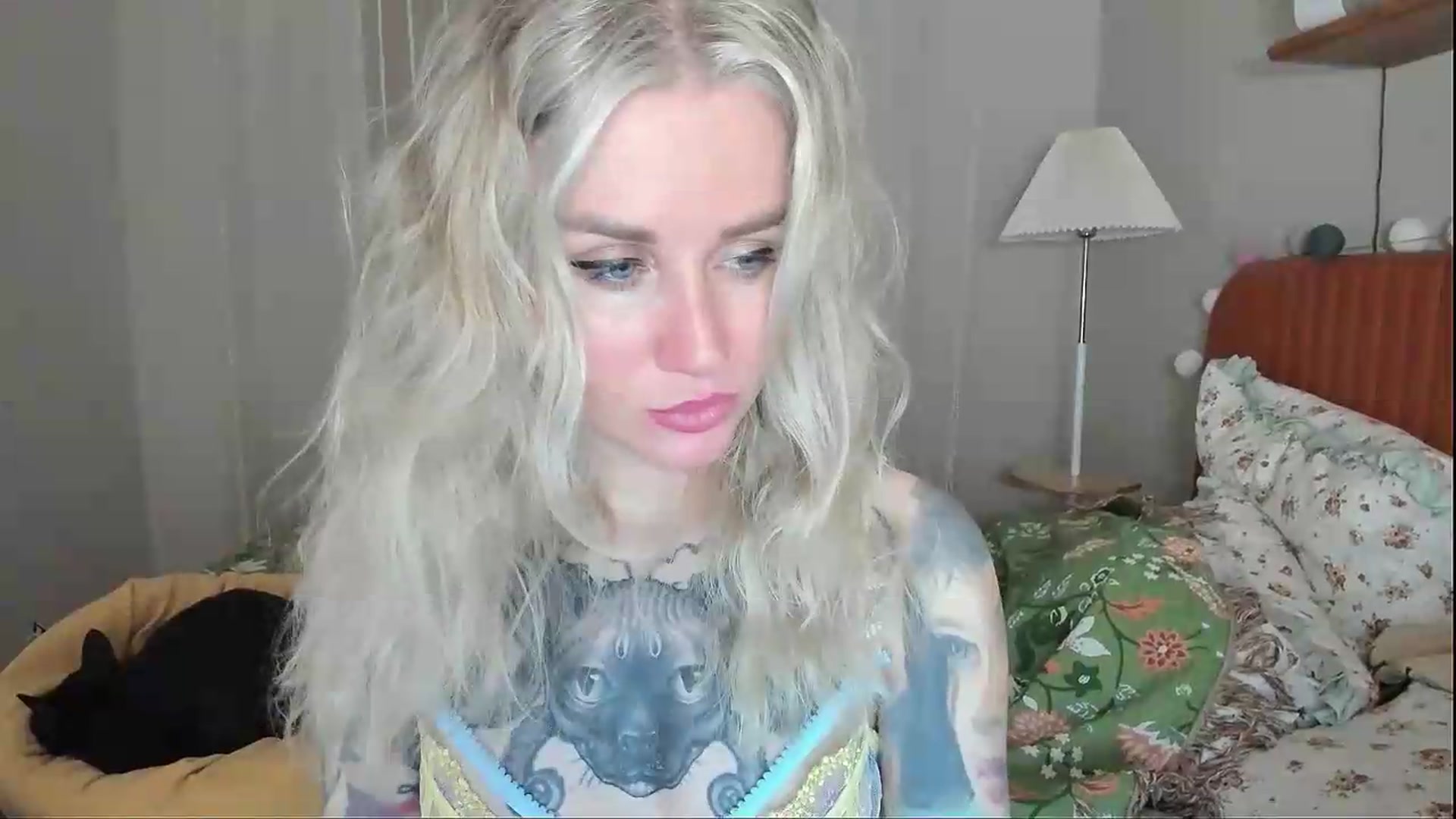 Gallery image thumbnail from Alexa_Smithhh's myfreecams stream on, 06/18/2026, 21:14 image 12 of 20