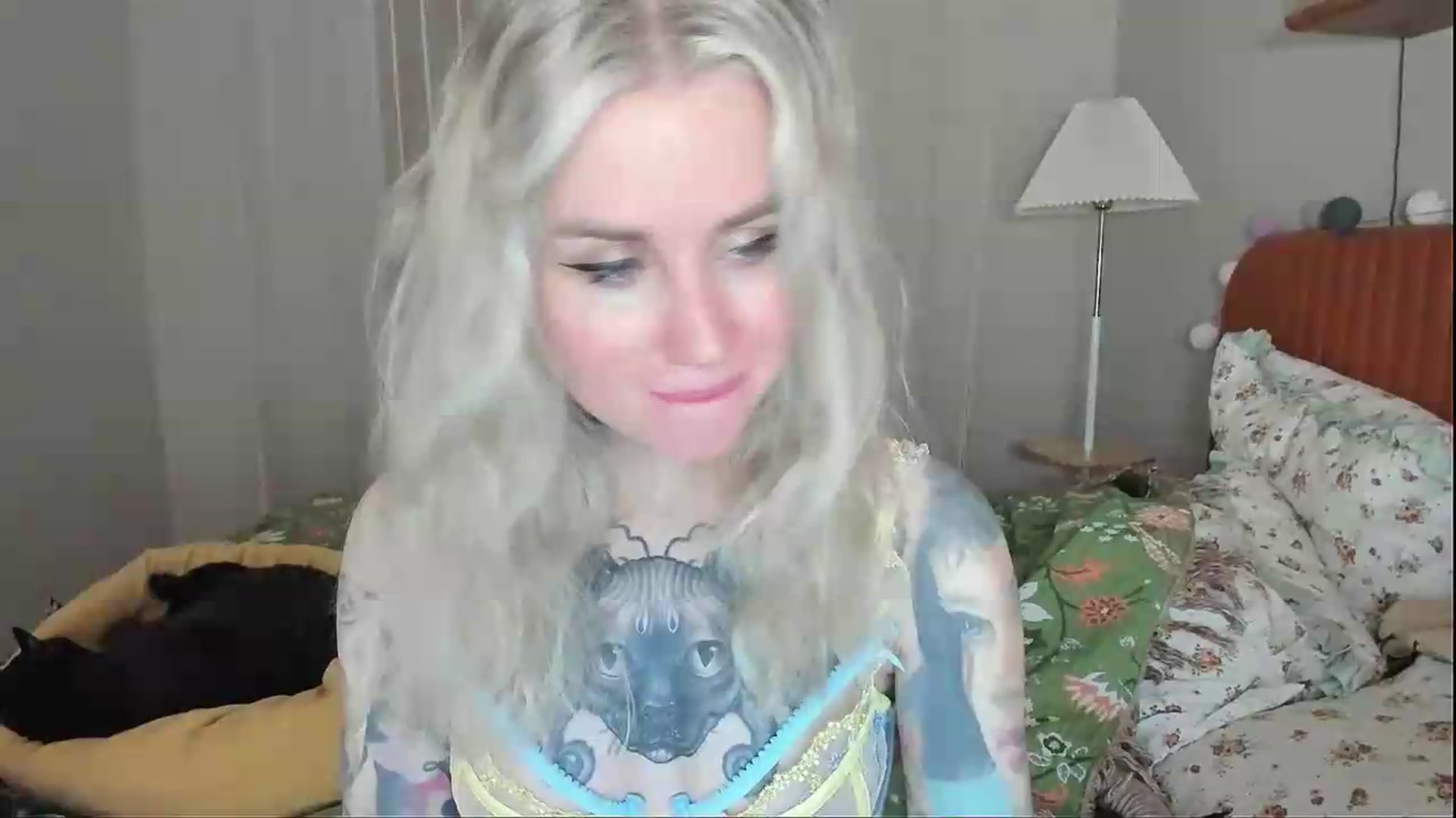 Gallery image thumbnail from Alexa_Smithhh's myfreecams stream on, 06/18/2026, 21:14 image 19 of 20