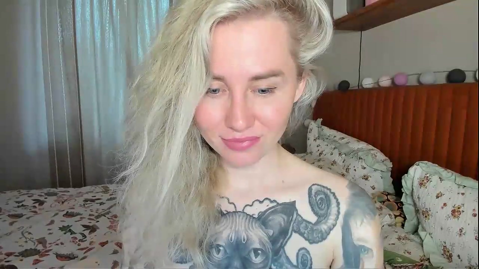 Gallery image thumbnail from Alexa_Smithhh's myfreecams stream on, 06/23/2026, 19:19 image 18 of 20