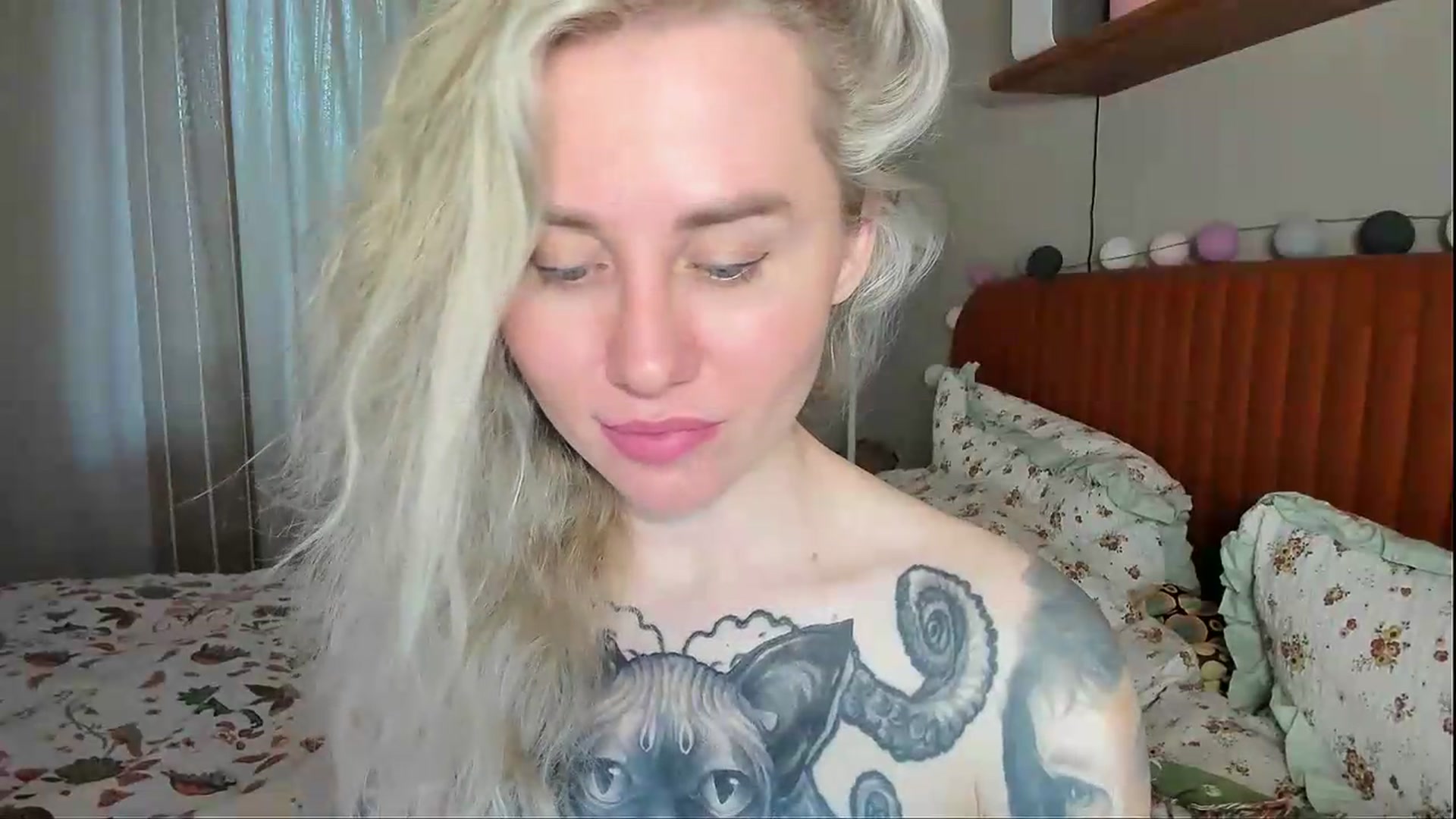 Gallery image thumbnail from Alexa_Smithhh's myfreecams stream on, 06/23/2026, 19:19 image 19 of 20