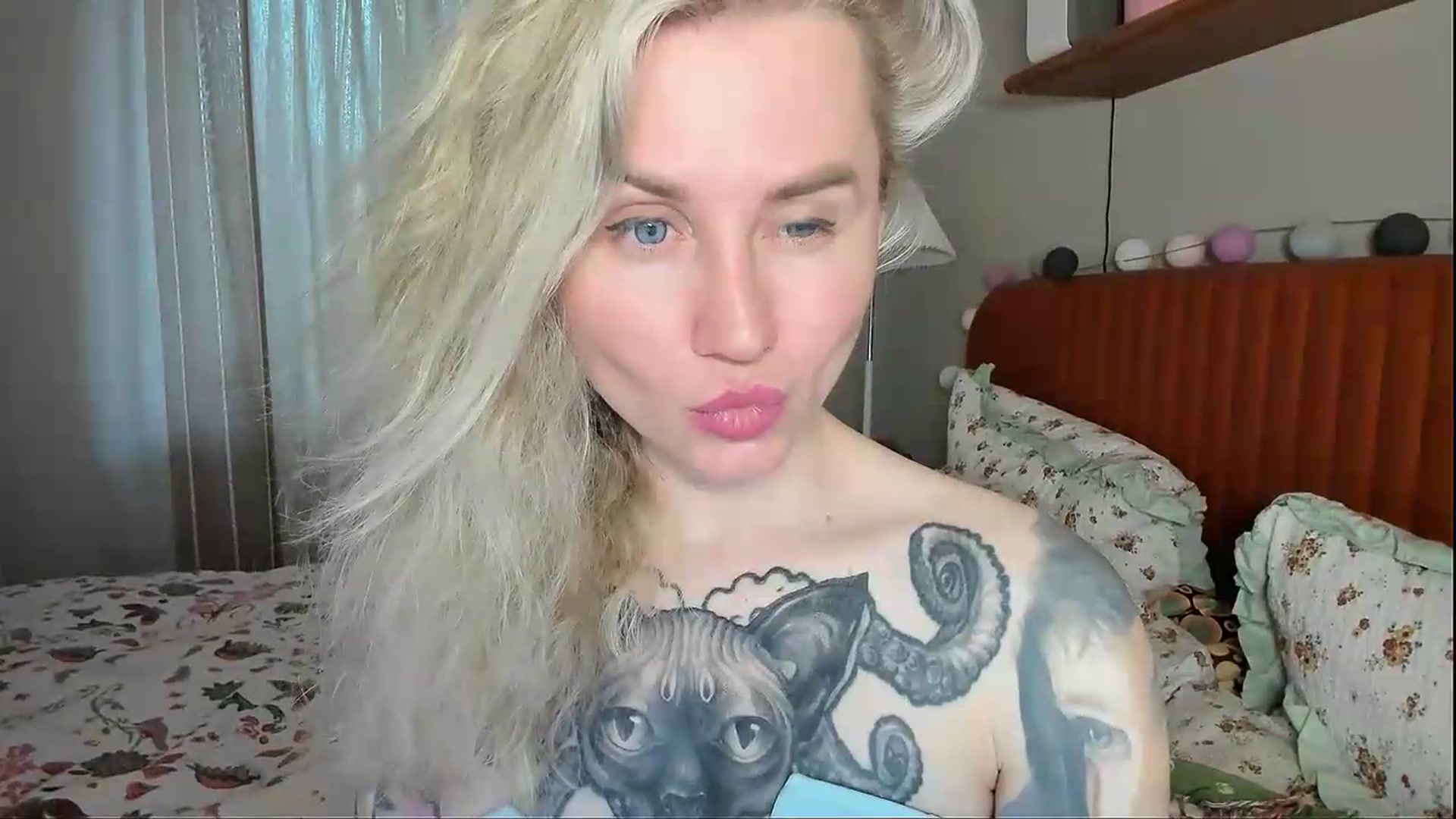 Gallery image thumbnail from Alexa_Smithhh's myfreecams stream on, 06/23/2026, 19:19 image 12 of 20