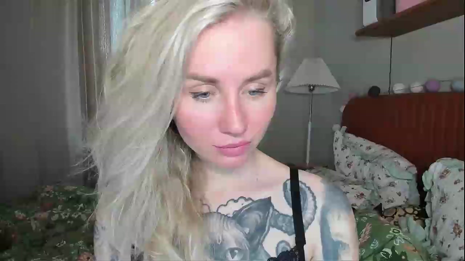 Gallery image thumbnail from Alexa_Smithhh's myfreecams stream on, 06/25/2026, 19:15 image 2 of 20