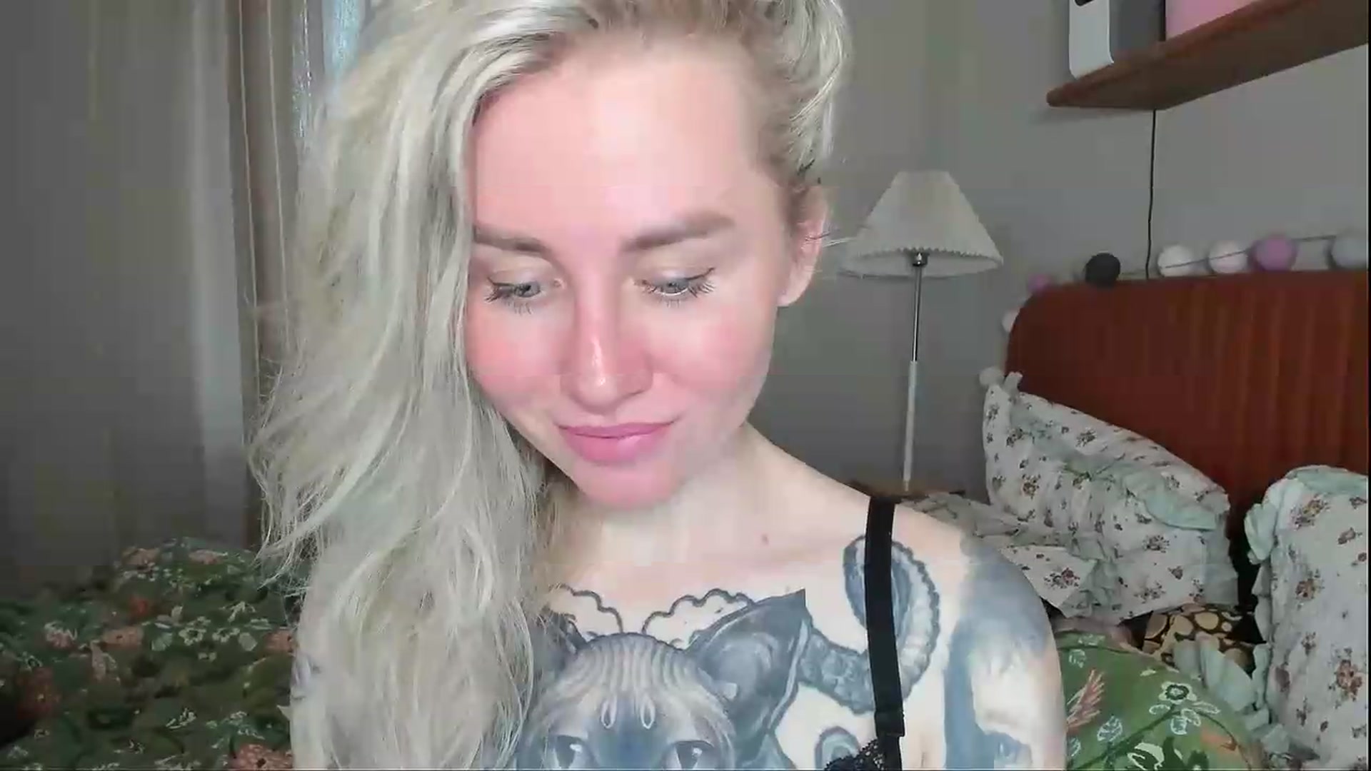 Gallery image thumbnail from Alexa_Smithhh's myfreecams stream on, 06/25/2026, 19:15 image 5 of 20