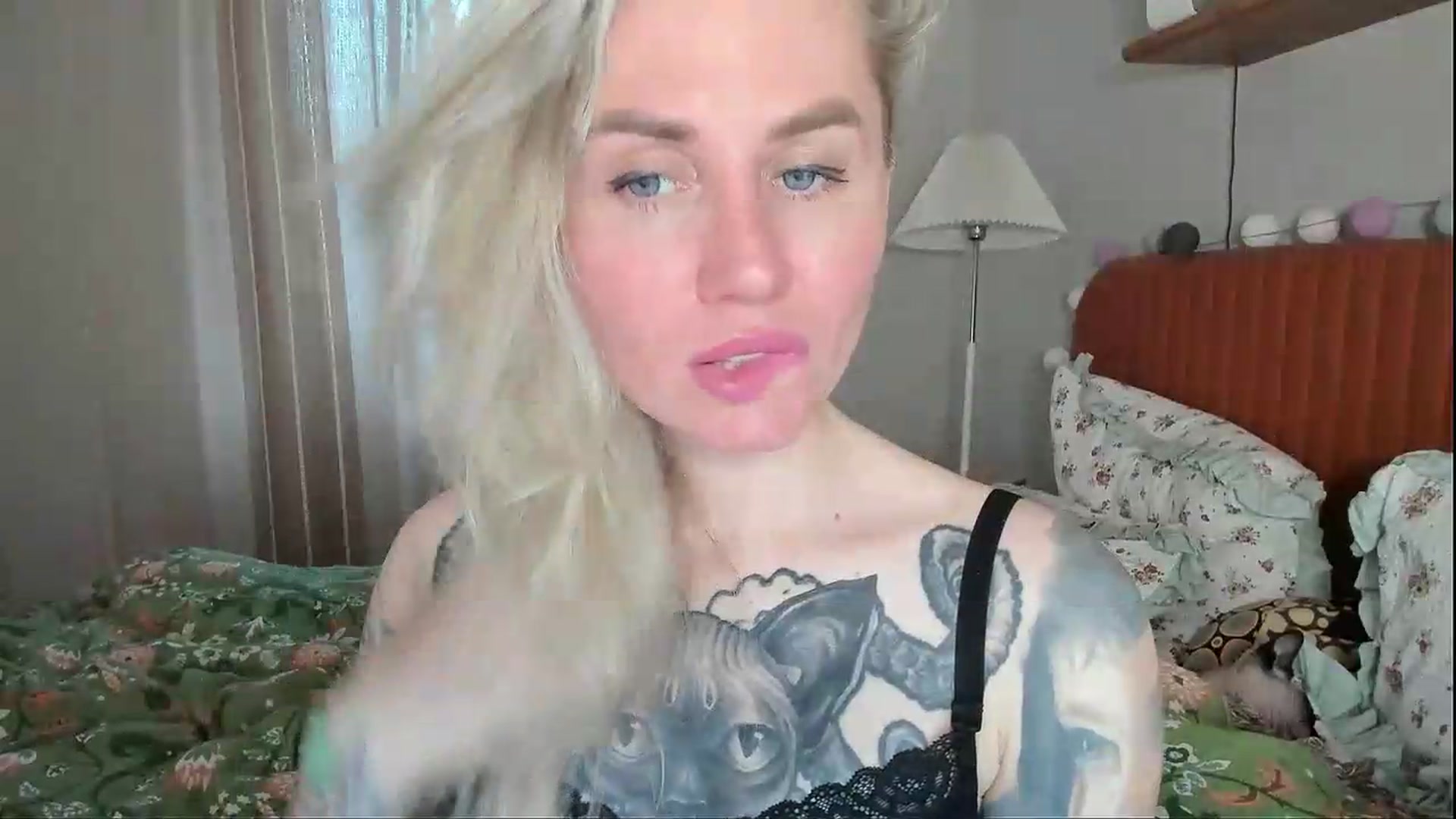 Gallery image thumbnail from Alexa_Smithhh's myfreecams stream on, 06/25/2026, 19:15 image 20 of 20