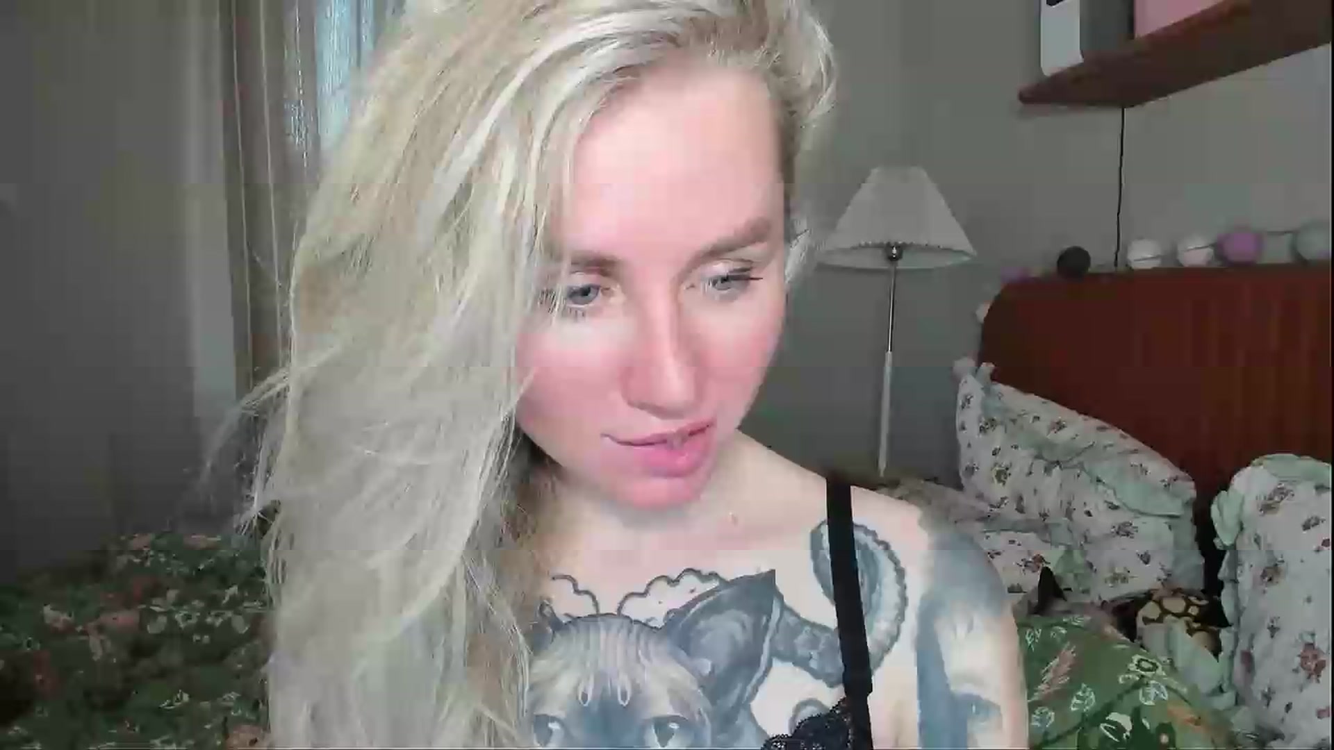 Gallery image thumbnail from Alexa_Smithhh's myfreecams stream on, 06/25/2026, 19:15 image 1 of 20