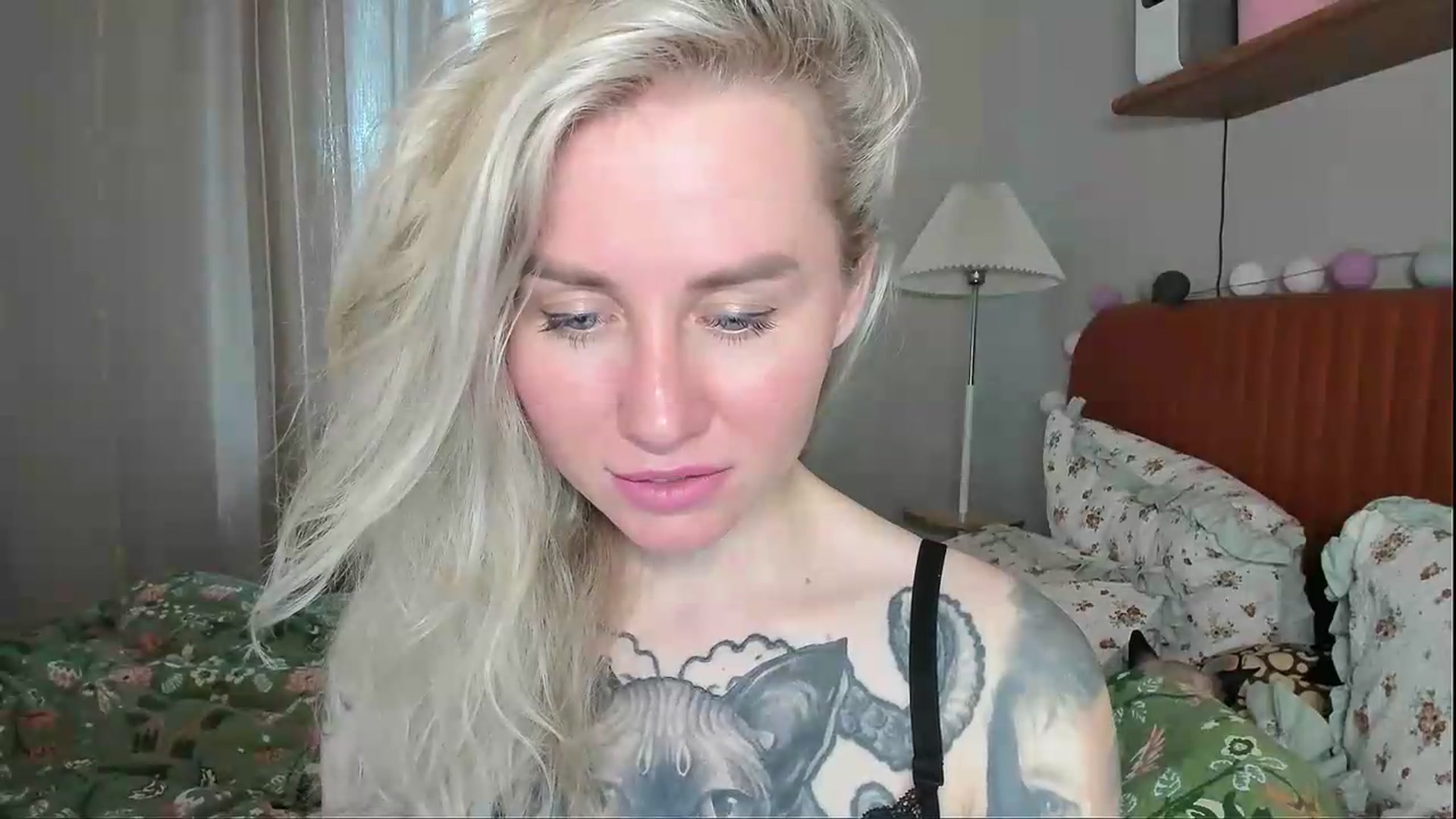 Gallery image thumbnail from Alexa_Smithhh's myfreecams stream on, 06/25/2026, 19:15 image 13 of 20
