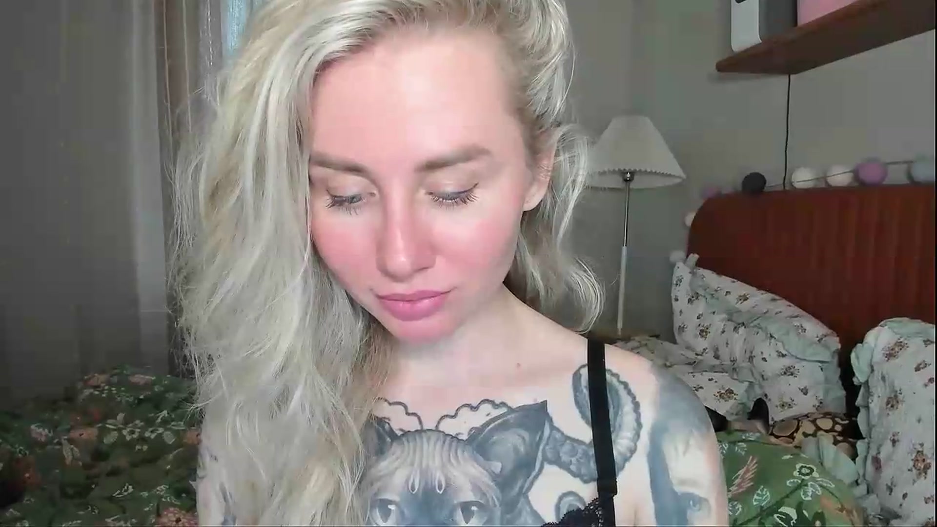 Gallery image thumbnail from Alexa_Smithhh's myfreecams stream on, 06/25/2026, 19:15 image 3 of 20