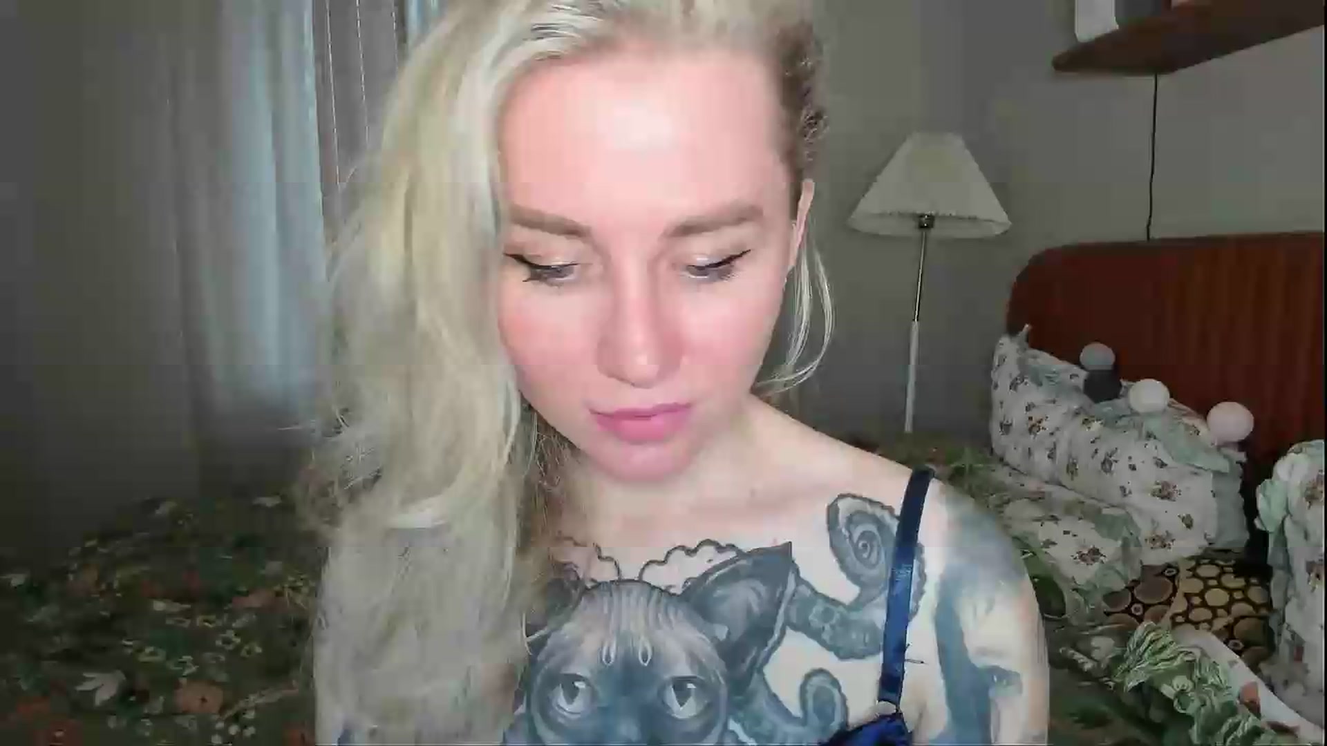 Gallery image thumbnail from Alexa_Smithhh's myfreecams stream on, 06/28/2026, 18:49 image 16 of 20