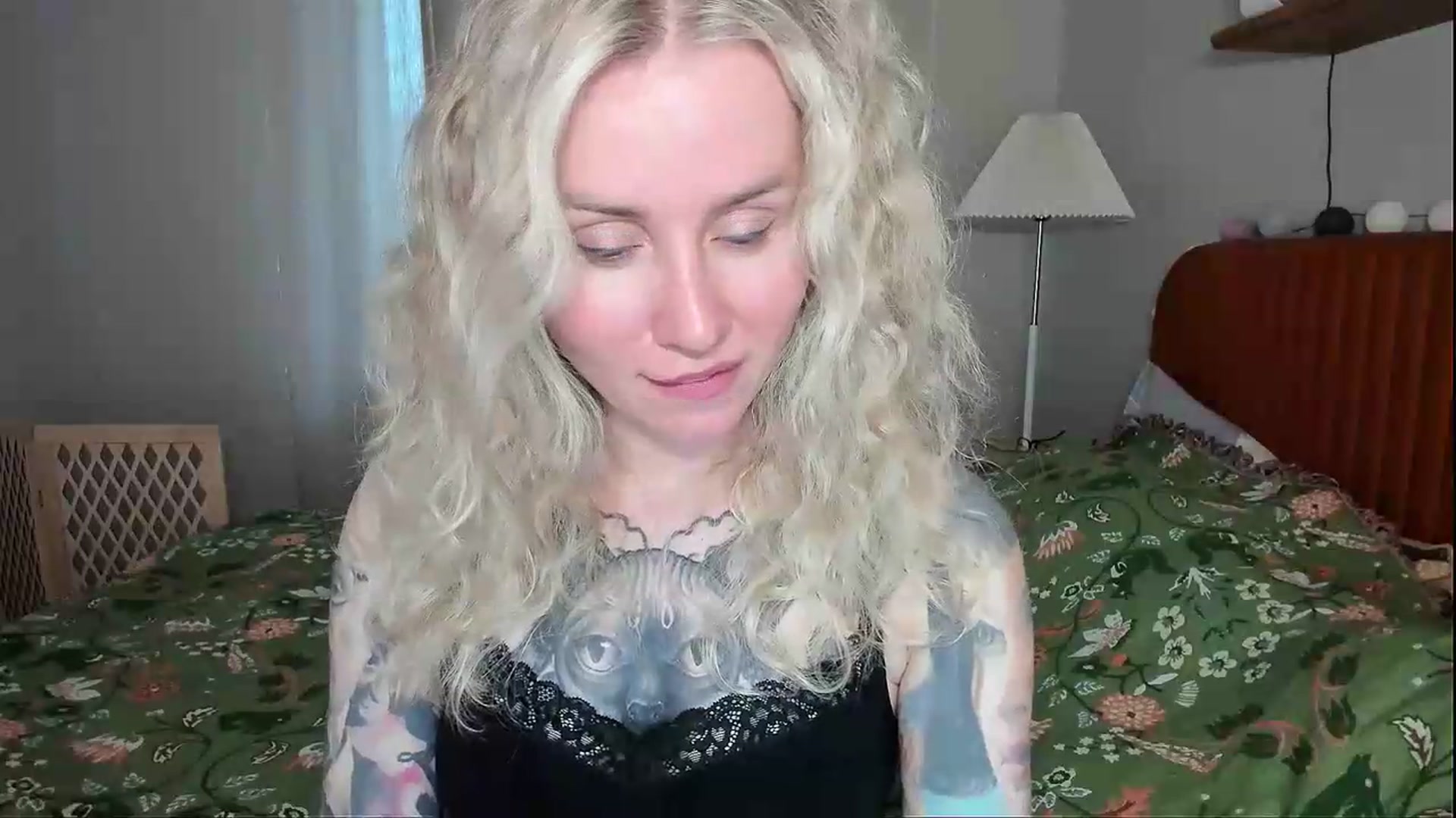 Gallery image thumbnail from Alexa_Smithhh's myfreecams stream on, 08/05/2026, 18:23 image 9 of 20