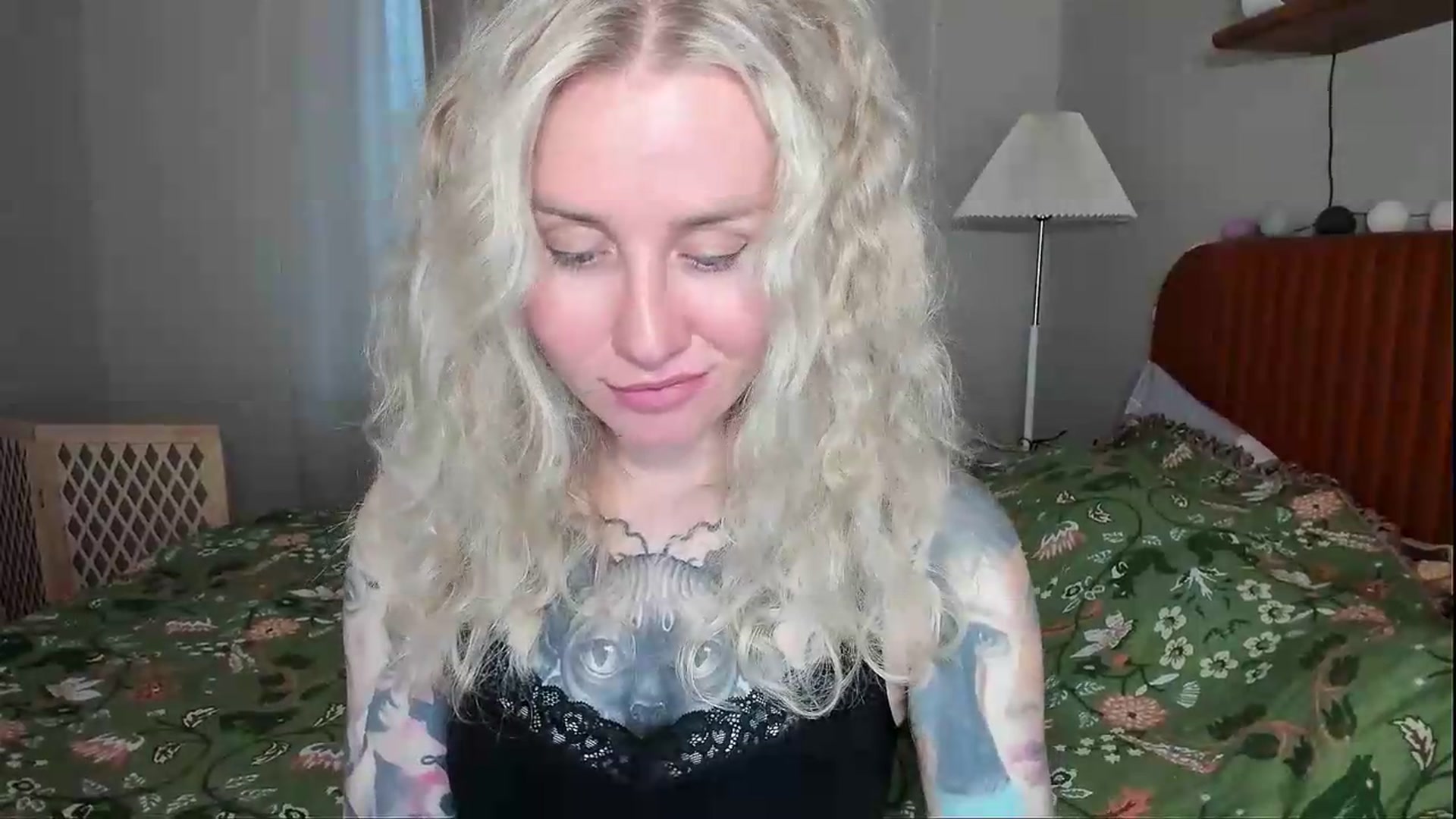 Gallery image thumbnail from Alexa_Smithhh's myfreecams stream on, 08/05/2026, 18:23 image 15 of 20