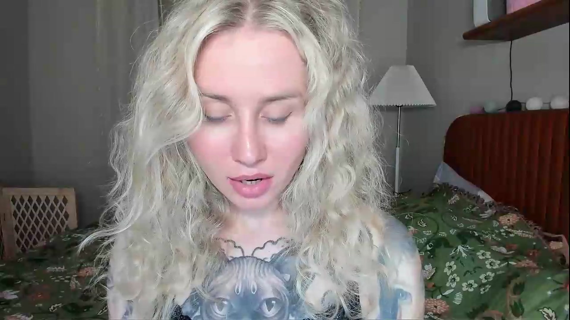 Gallery image thumbnail from Alexa_Smithhh's myfreecams stream on, 08/05/2026, 19:13 image 6 of 20