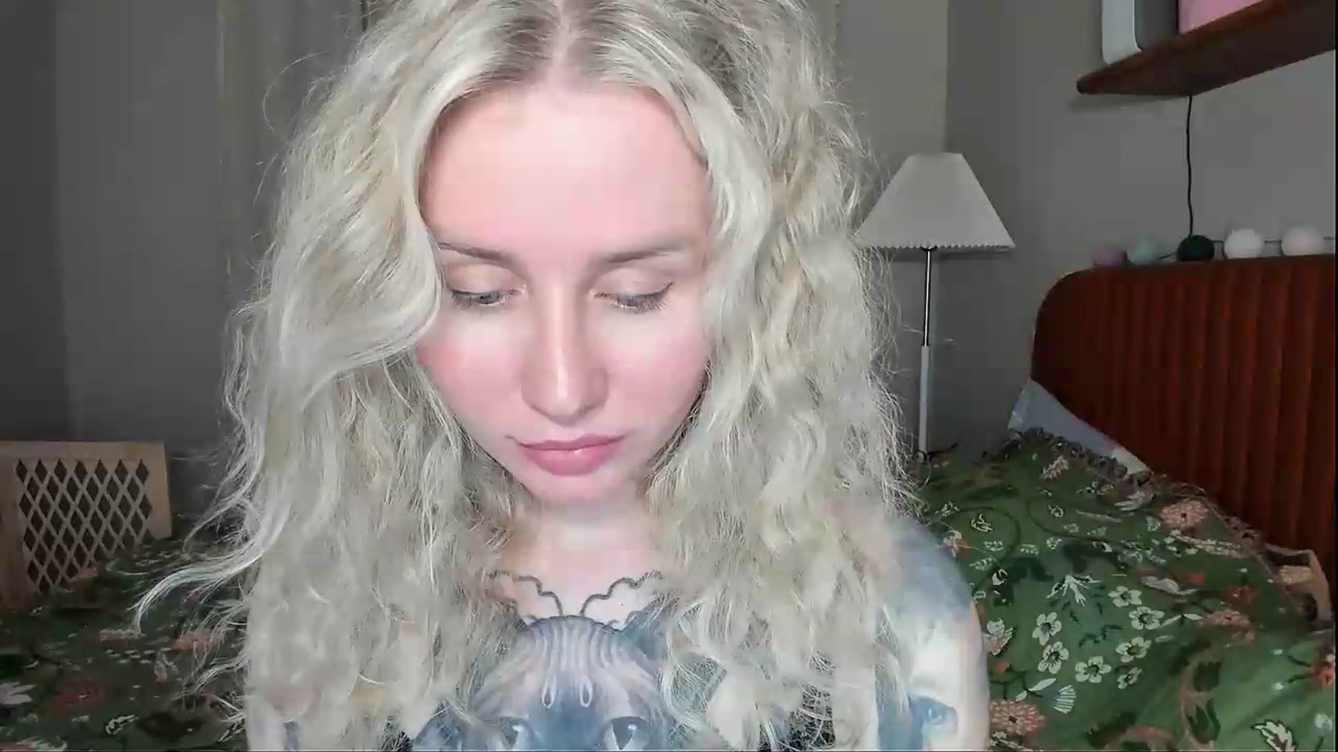 Gallery image thumbnail from Alexa_Smithhh's myfreecams stream on, 08/05/2026, 19:13 image 5 of 20