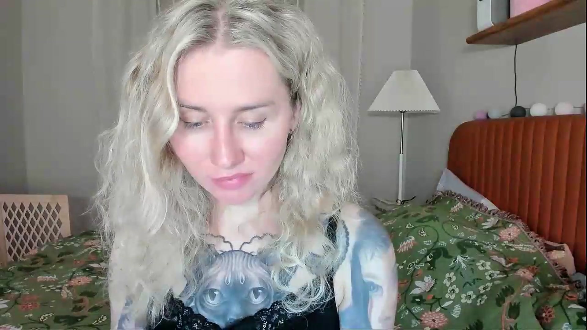 Gallery image thumbnail from Alexa_Smithhh's myfreecams stream on, 08/05/2026, 21:04 image 18 of 20