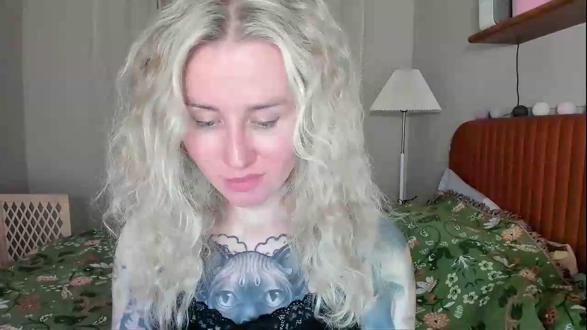 Gallery image thumbnail from Alexa_Smithhh's myfreecams stream on, 08/05/2026, 21:04 image 2 of 20