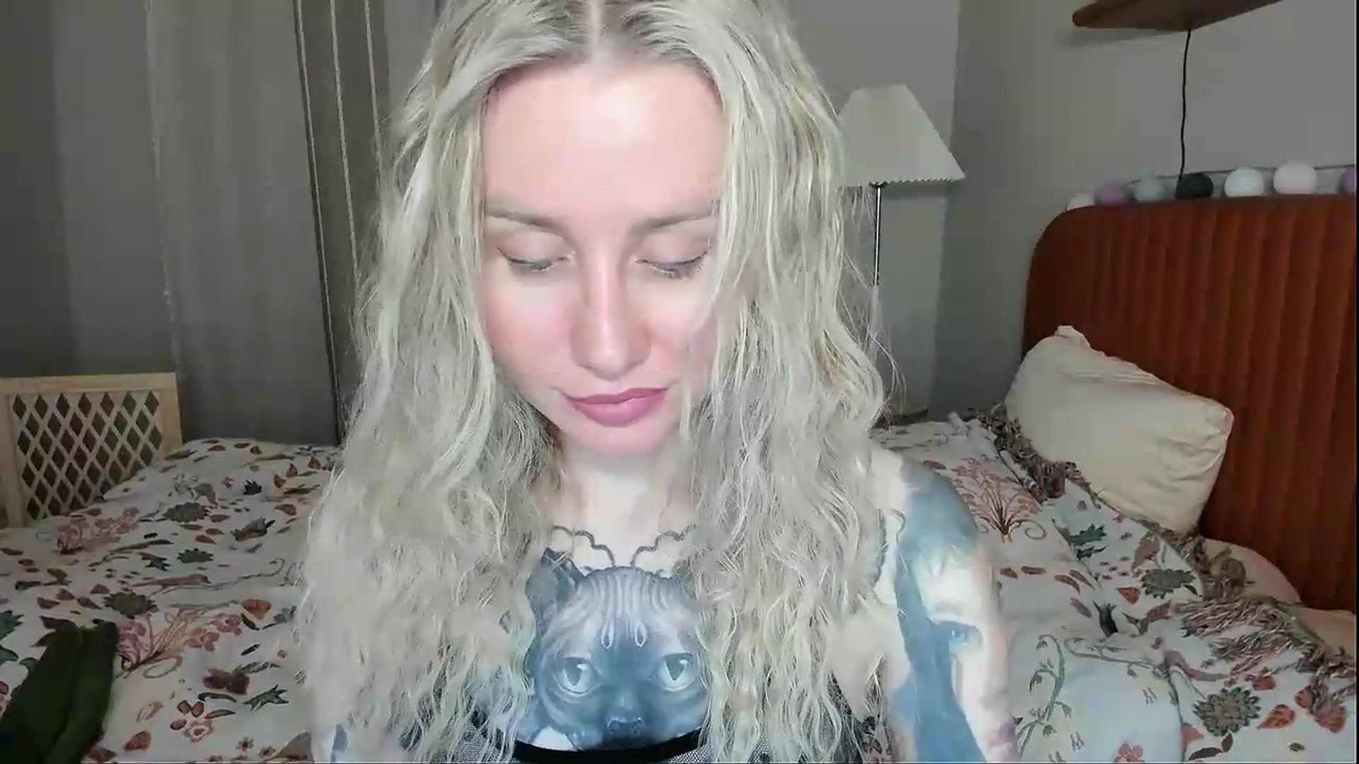 Gallery image thumbnail from Alexa_Smithhh's myfreecams stream on, 08/25/2026, 19:00 image 17 of 20