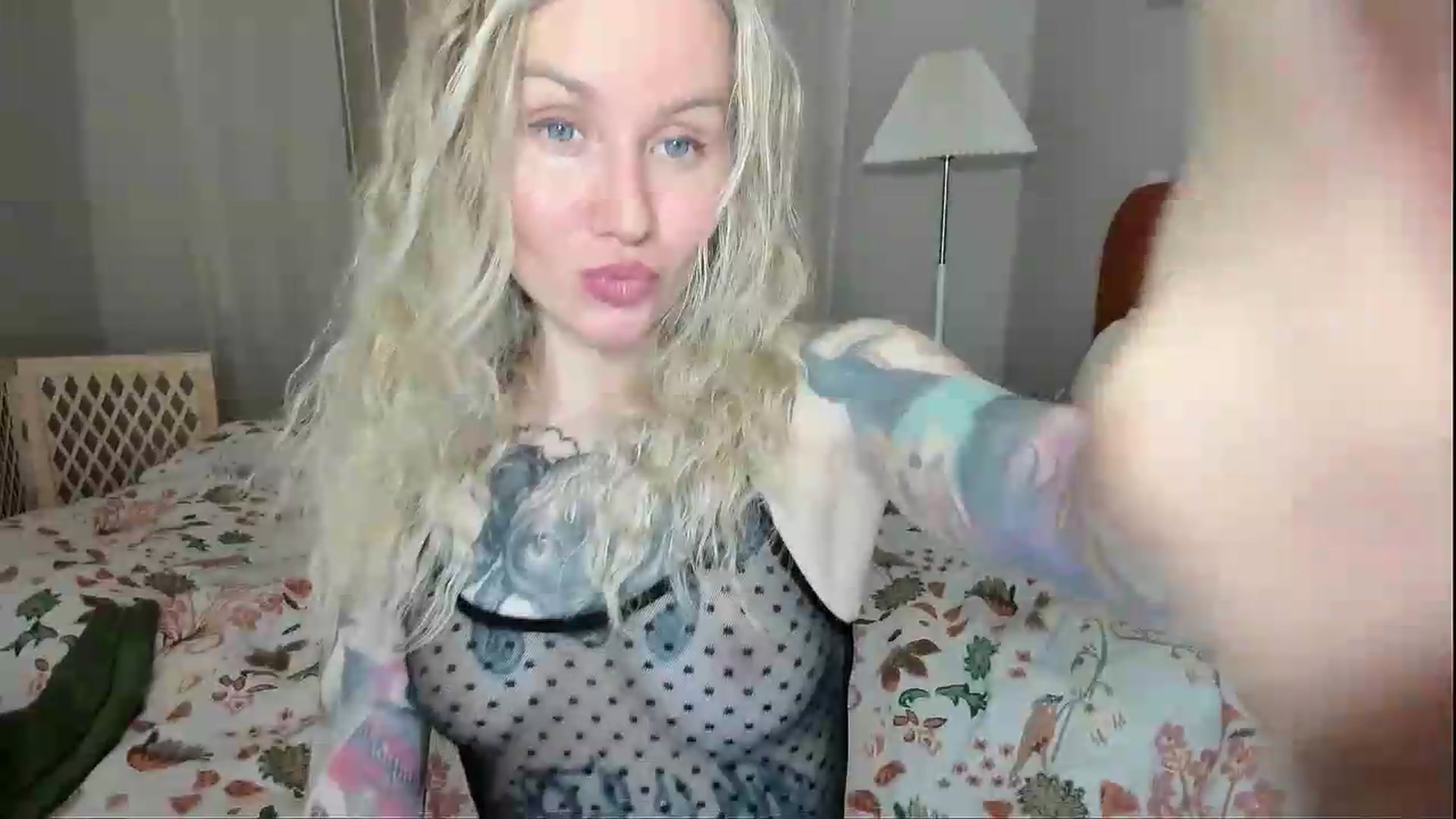 Gallery image thumbnail from Alexa_Smithhh's myfreecams stream on, 08/25/2026, 19:00 image 16 of 20