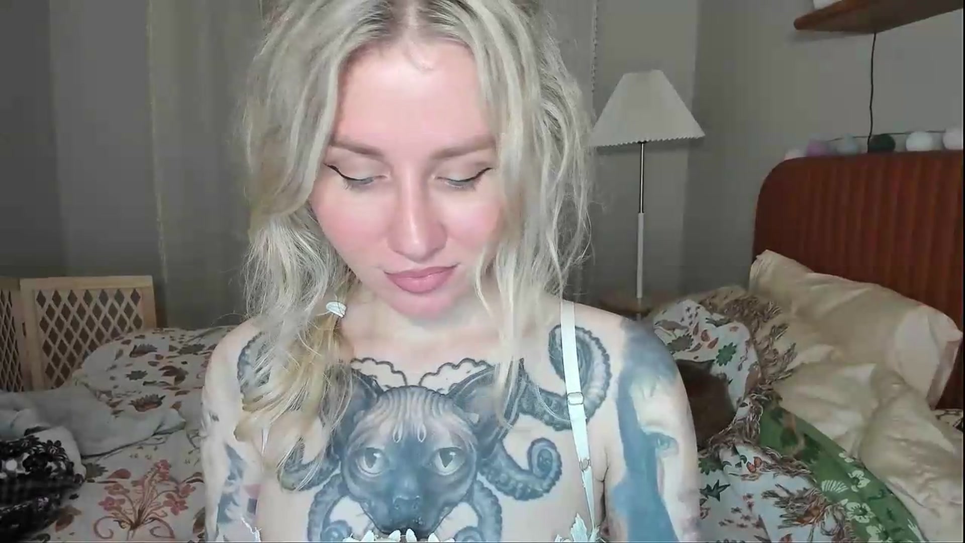 Gallery image thumbnail from Alexa_Smithhh's myfreecams stream on, 09/02/2026, 18:52 image 17 of 20