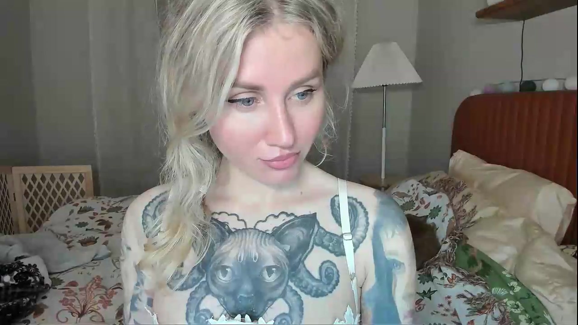 Gallery image thumbnail from Alexa_Smithhh's myfreecams stream on, 09/02/2026, 18:52 image 16 of 20