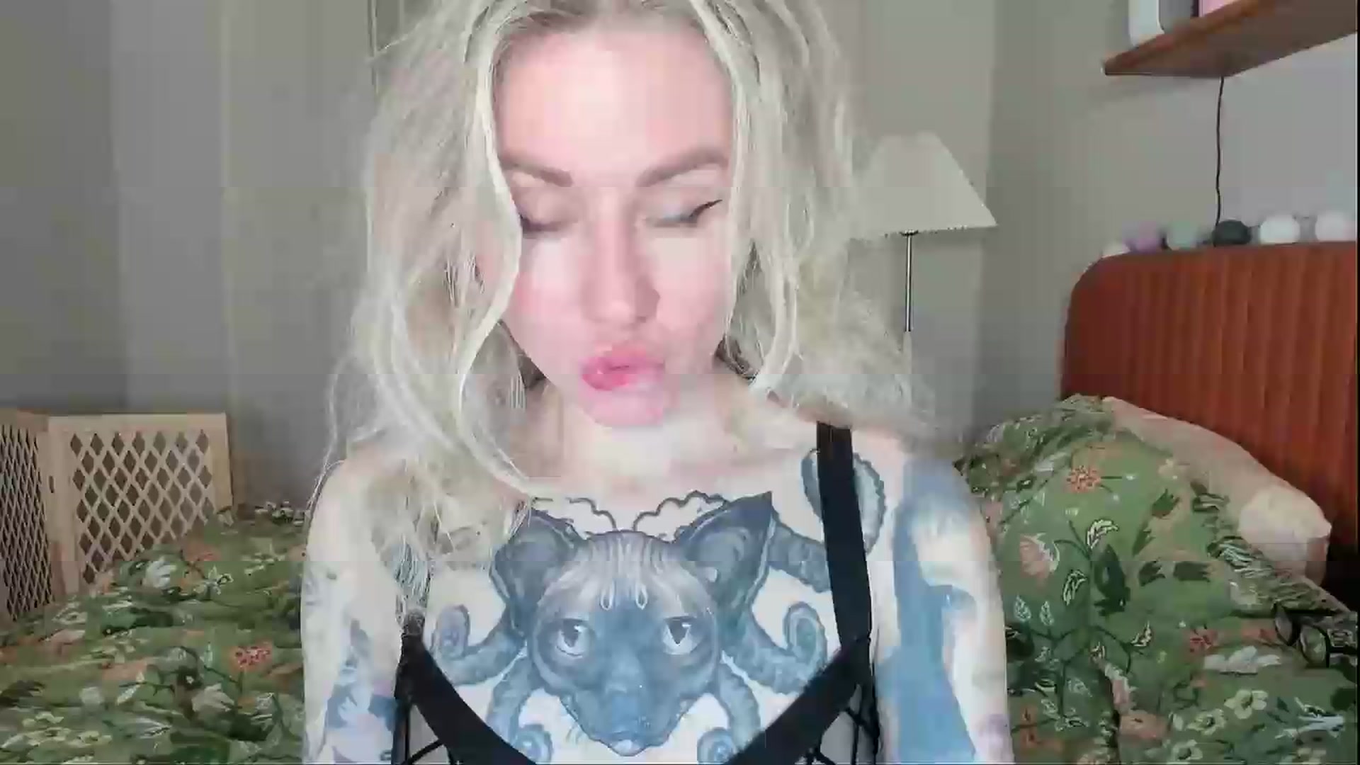 Gallery image thumbnail from Alexa_Smithhh's myfreecams stream on, 09/05/2026, 19:24 image 1 of 20