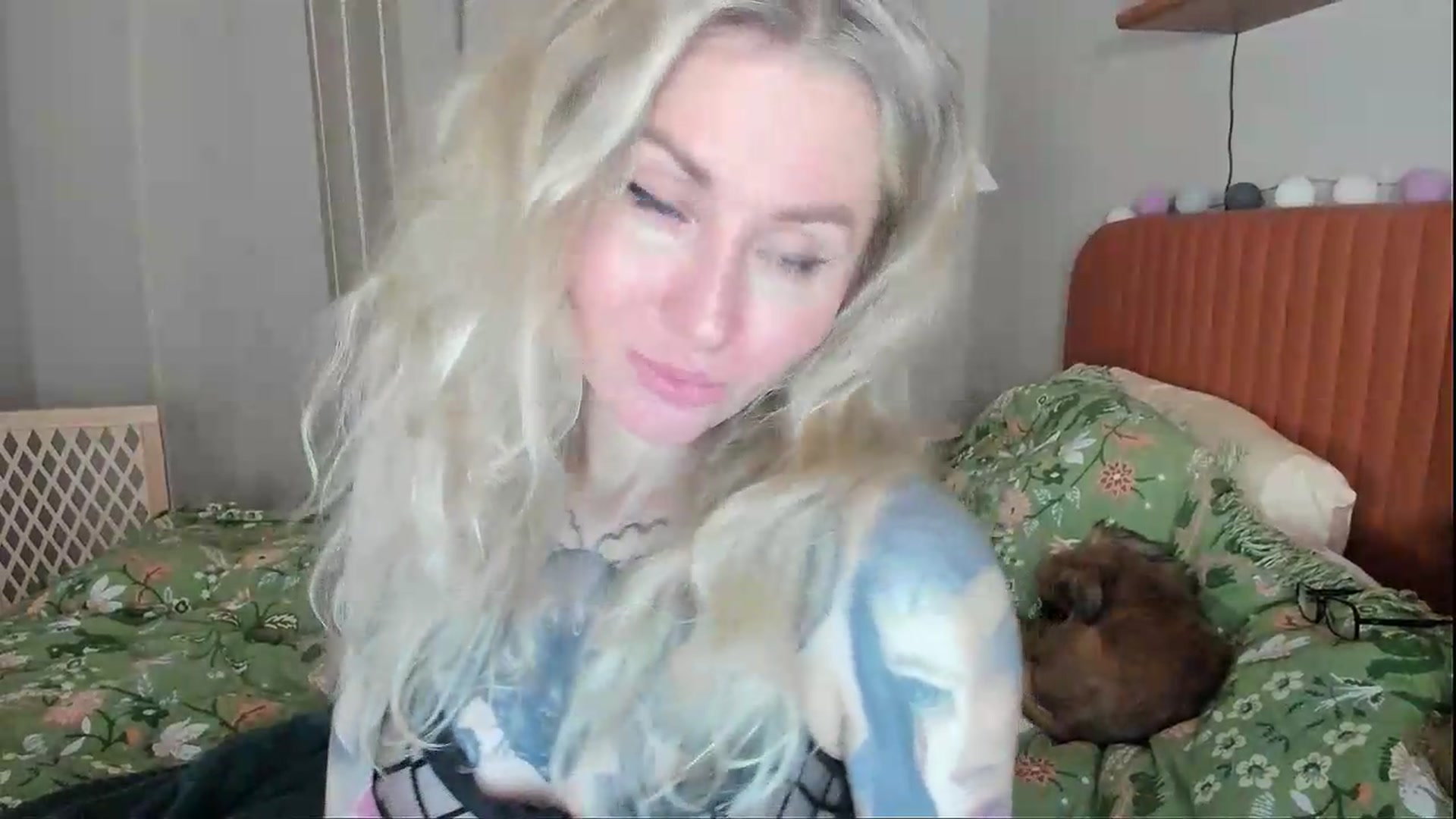 Gallery image thumbnail from Alexa_Smithhh's myfreecams stream on, 09/05/2026, 21:08 image 13 of 20