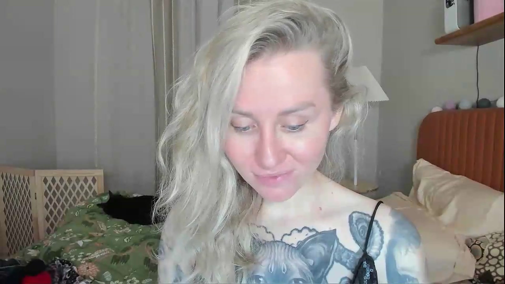 Gallery image thumbnail from Alexa_Smithhh's myfreecams stream on, 09/09/2026, 20:53 image 16 of 20
