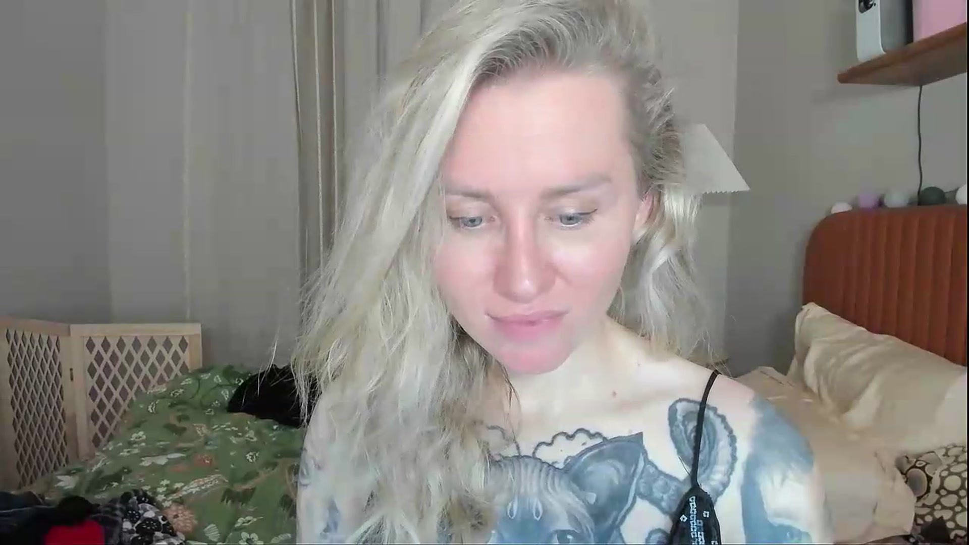 Gallery image thumbnail from Alexa_Smithhh's myfreecams stream on, 09/09/2026, 20:53 image 13 of 20