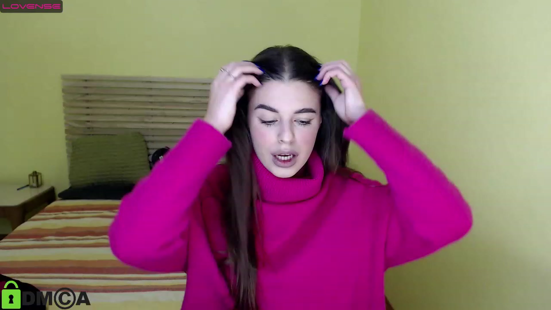 Gallery image thumbnail from AlexandaSweet's myfreecams stream on, 12/01/2022, 17:52 image 5 of 20