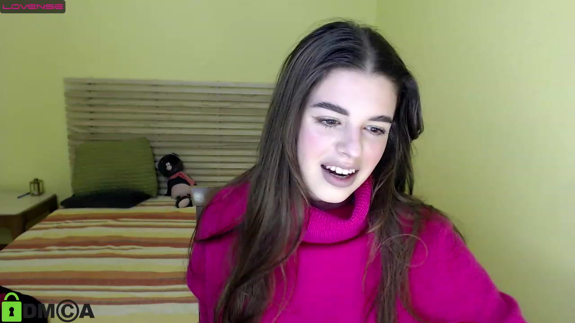 Gallery image thumbnail from AlexandaSweet's myfreecams stream on, 12/01/2022, 17:52 image 12 of 20