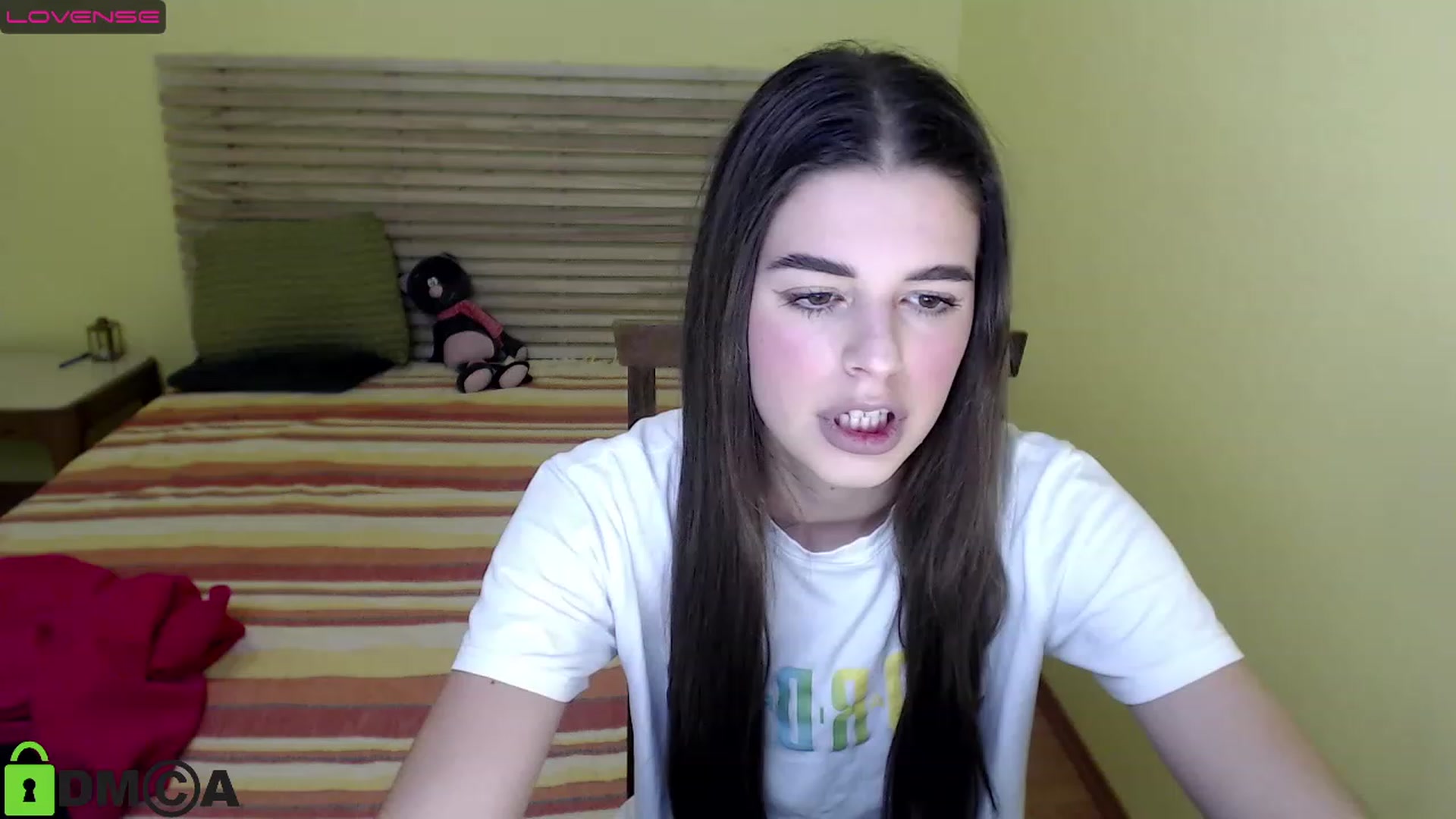 Gallery image thumbnail from AlexandaSweet's myfreecams stream on, 12/01/2022, 18:59 image 6 of 20